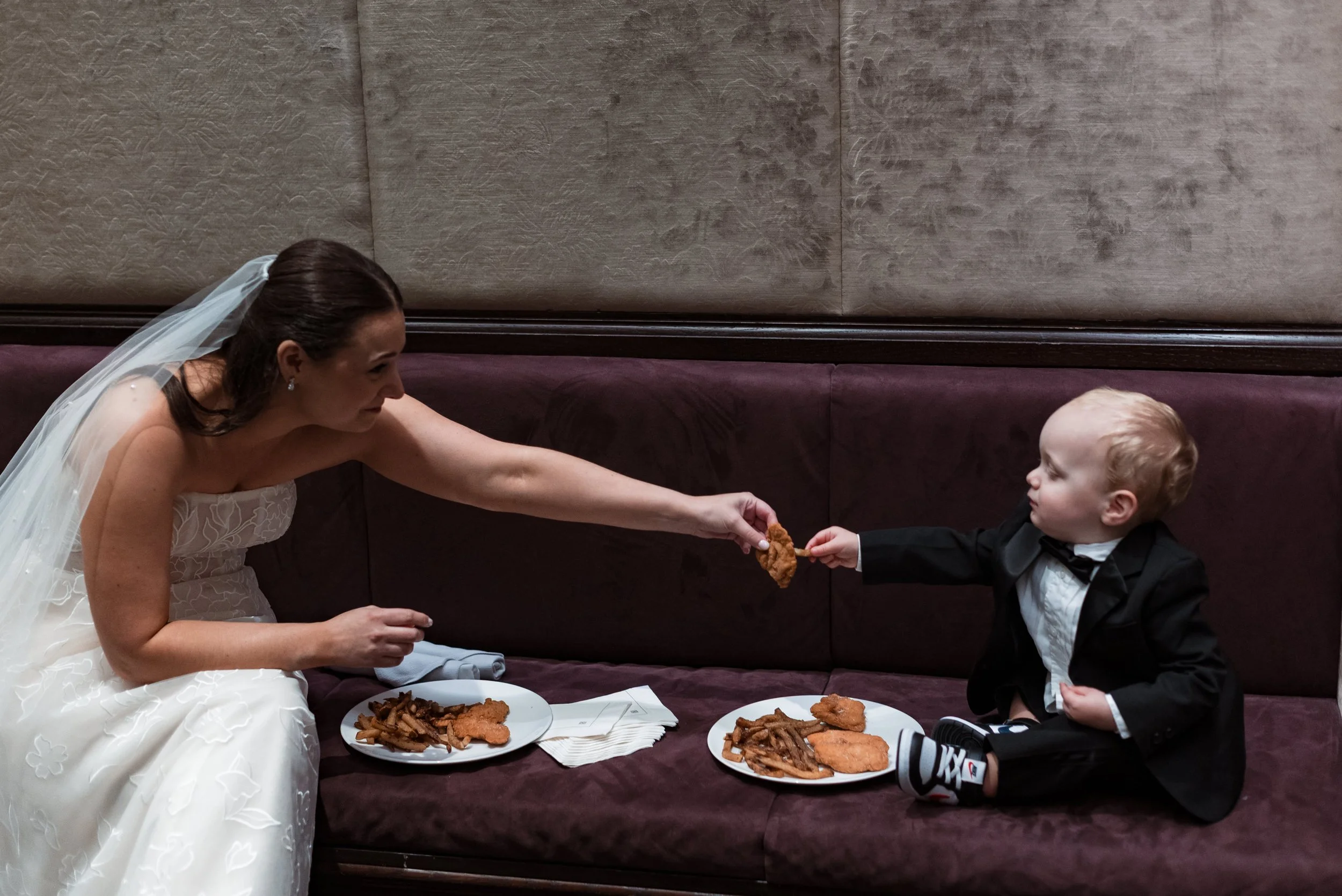 Hannah & Zach wedding at Rittenhouse -40.jpg
