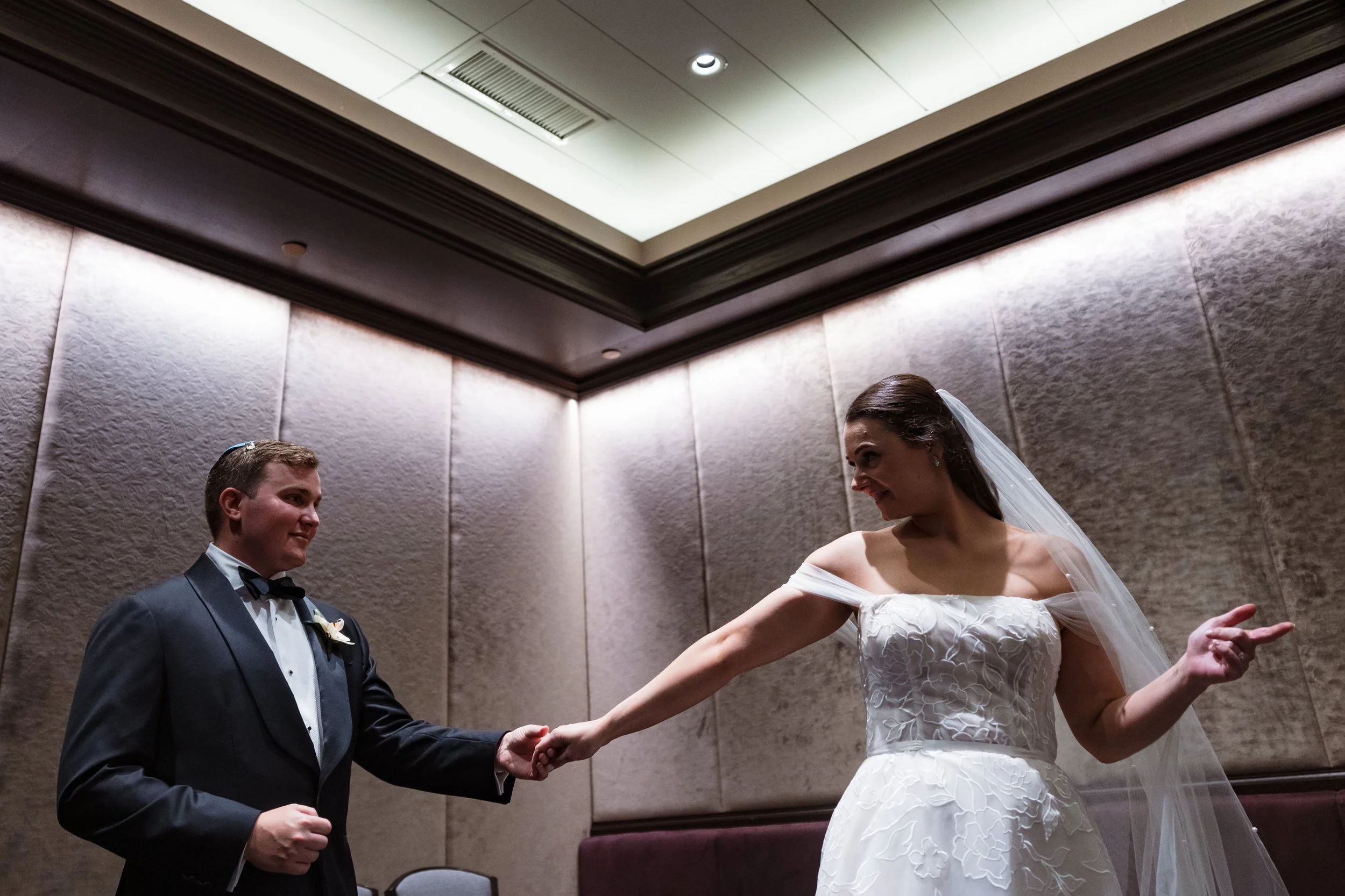 Hannah & Zach wedding at Rittenhouse -42.jpg