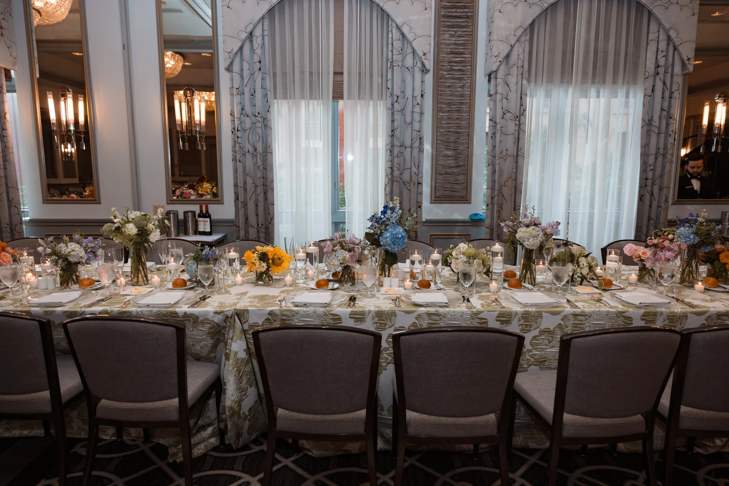 Hannah & Zach wedding at Rittenhouse -53.jpg