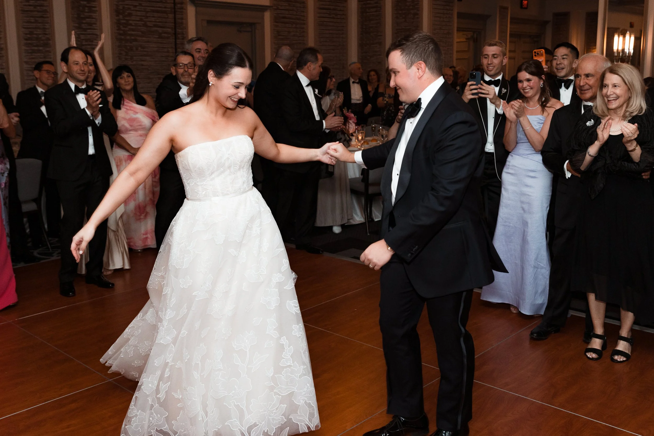 Hannah & Zach wedding at Rittenhouse -64.jpg