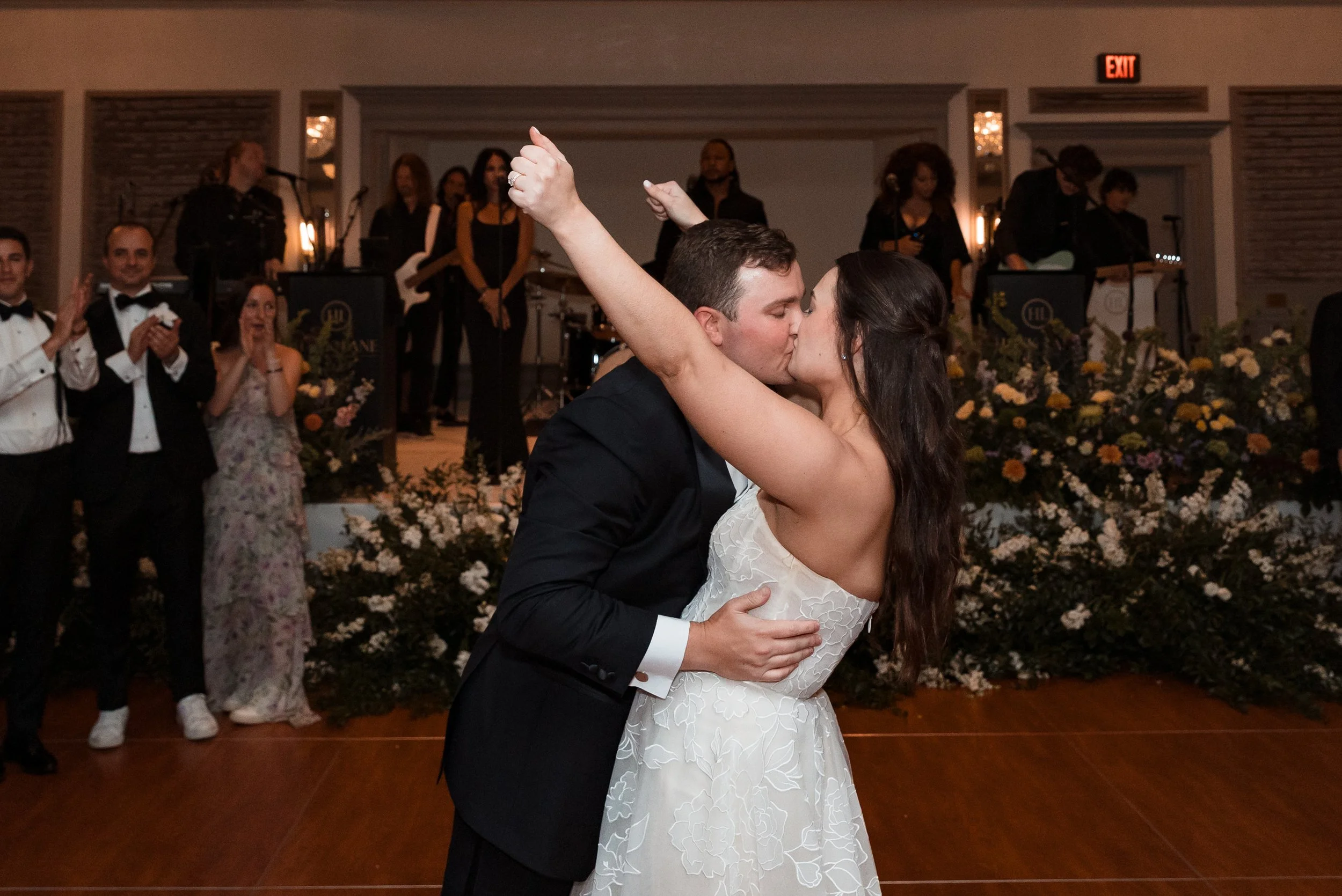 Hannah & Zach wedding at Rittenhouse -65.jpg
