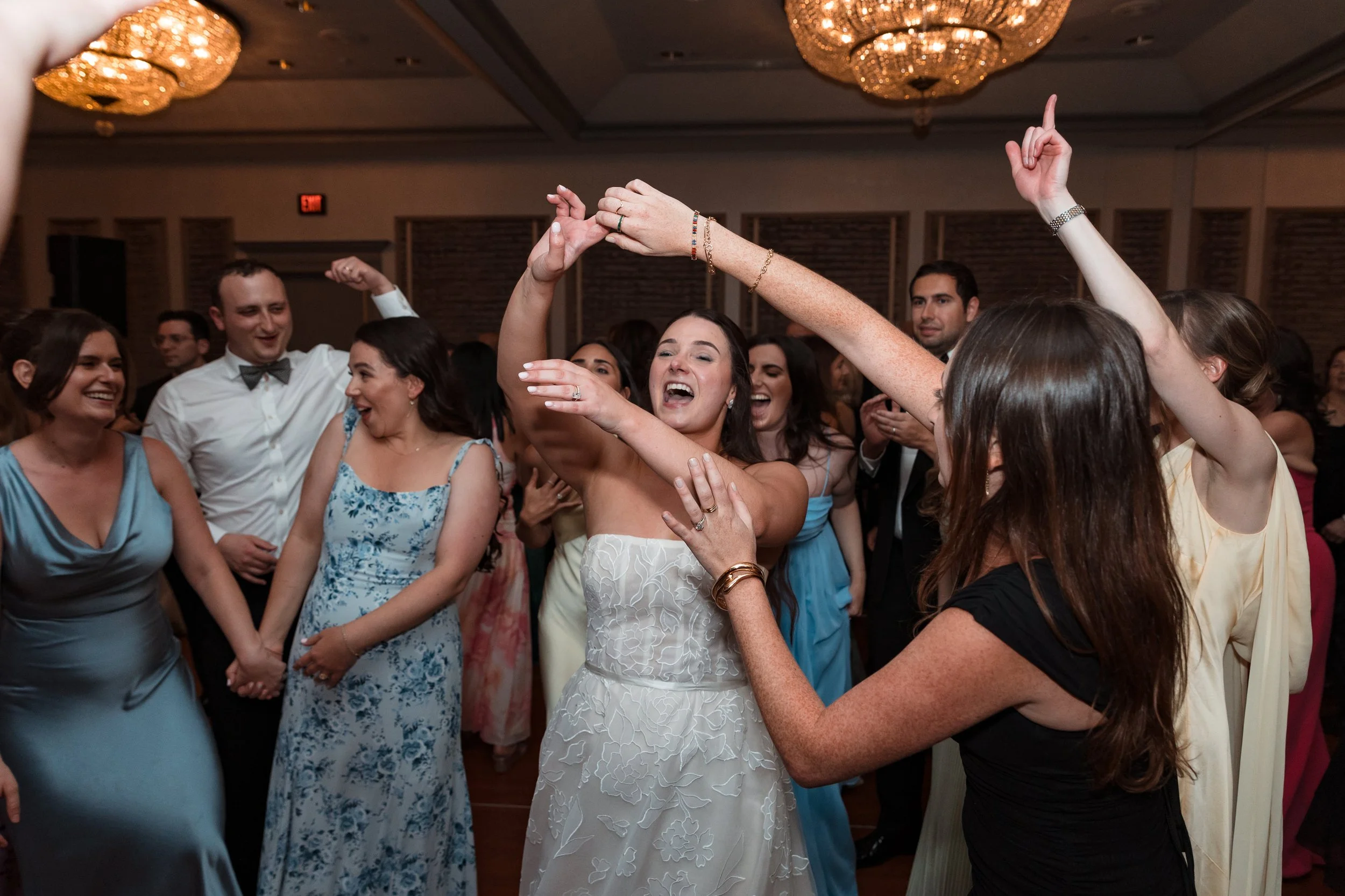 Hannah & Zach wedding at Rittenhouse -69.jpg
