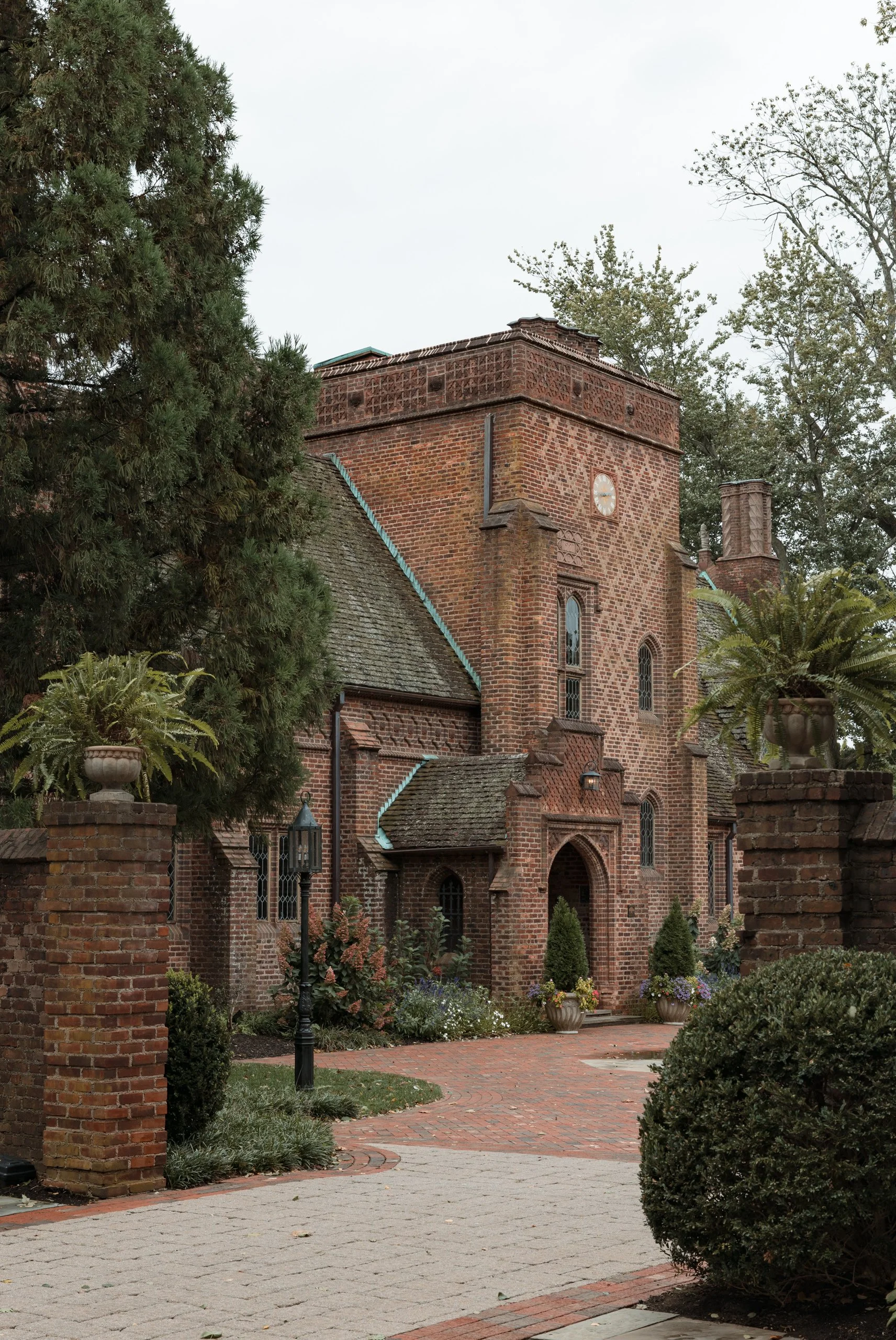 Hannah & Anthony WEdding at Aldie Mansion-3.jpg