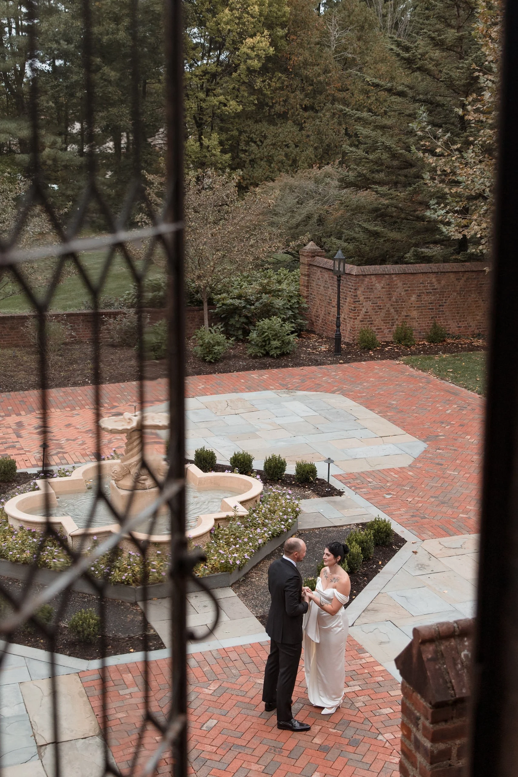 Hannah & Anthony WEdding at Aldie Mansion-15.jpg