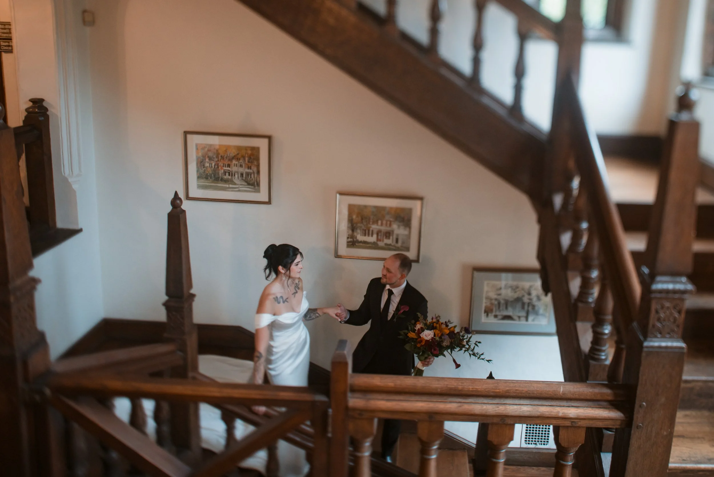 Hannah &amp; Anthony’s Jewel Tone Wedding at Aldie Mansion