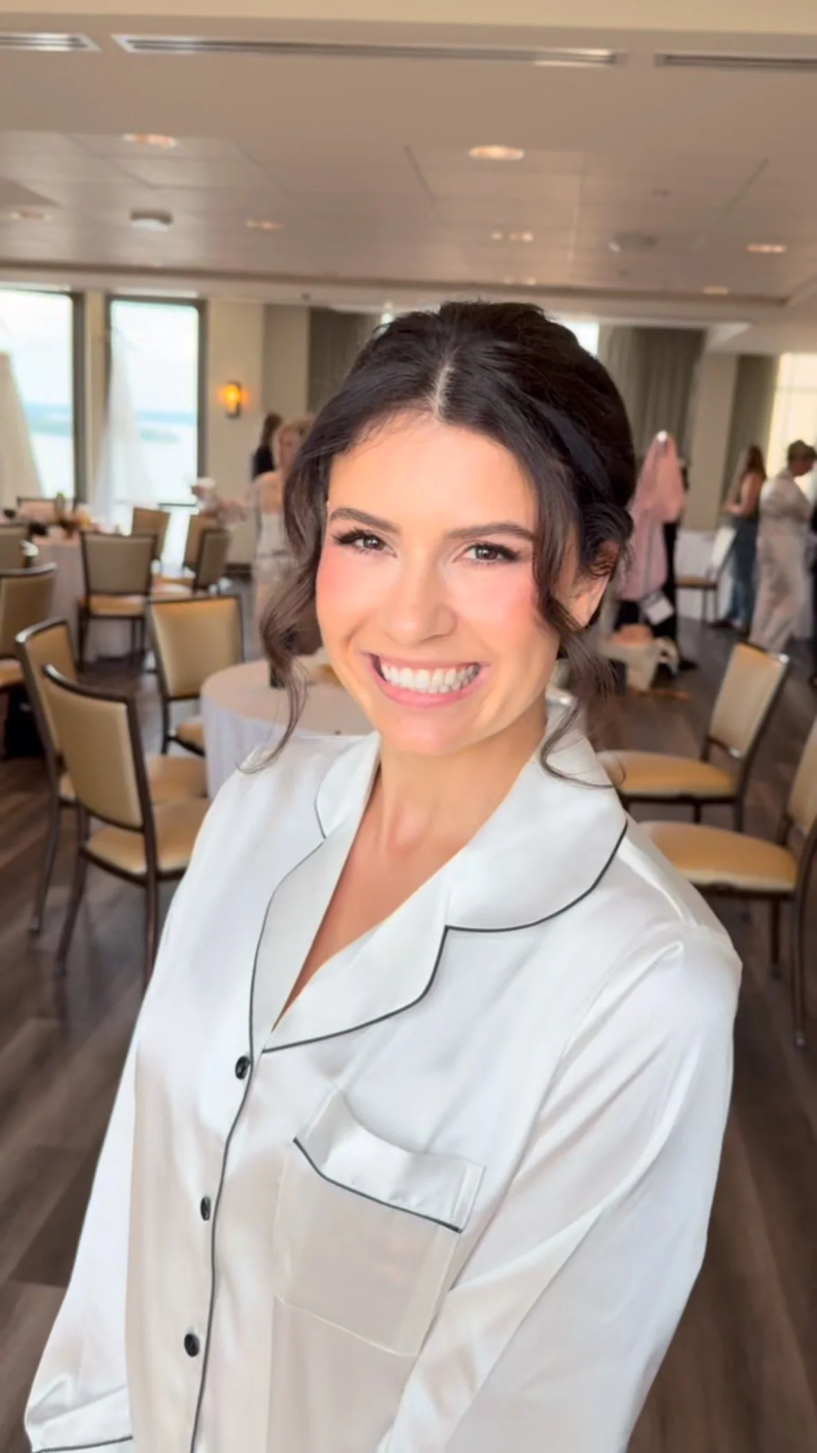 Stun-NING Congrats Larissa!
Makeup @katiemaymakeup
Hair @bridal_hair_couture