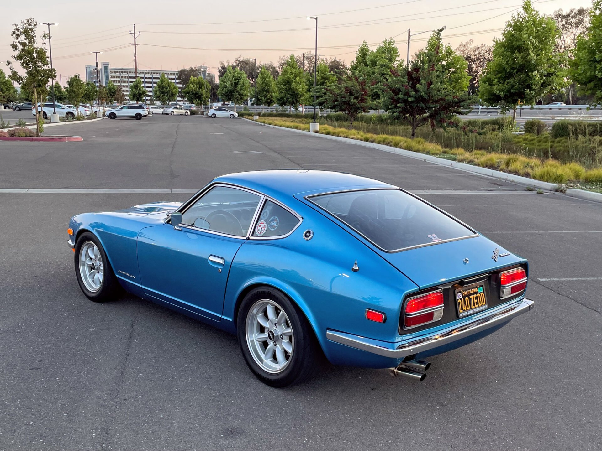 Vincent240Z.jpg