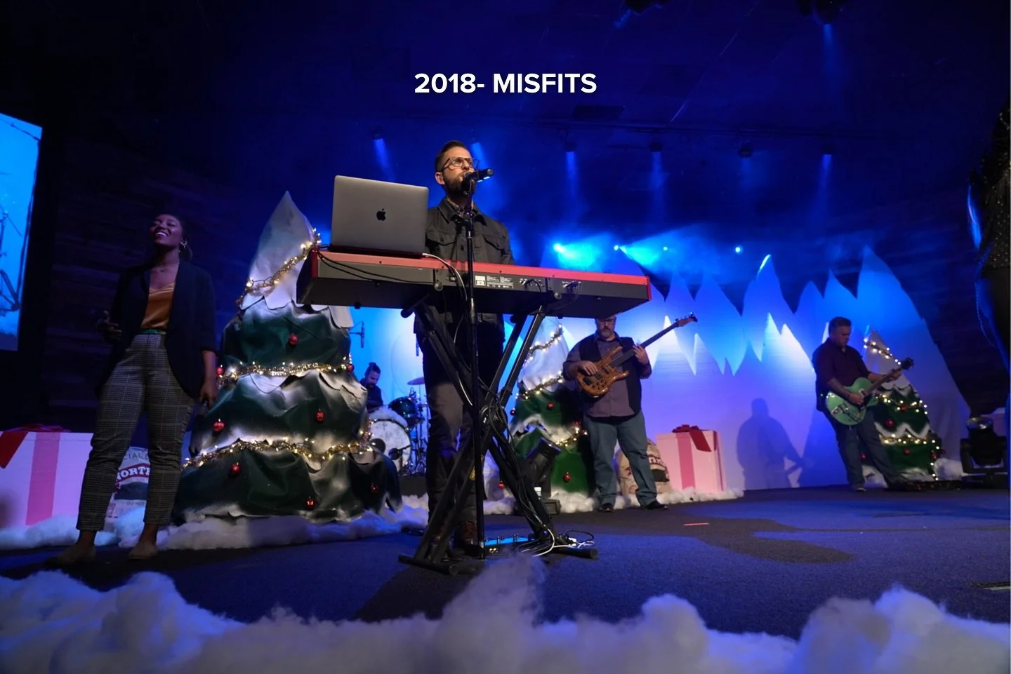 Christmas decorations through the years✨🎄
Help us decorate for the most wonderful time of the year! We&rsquo;re transforming the church into a festive winter wonderland December 1-5, and we need YOU to make it happen! 

For more information, check o