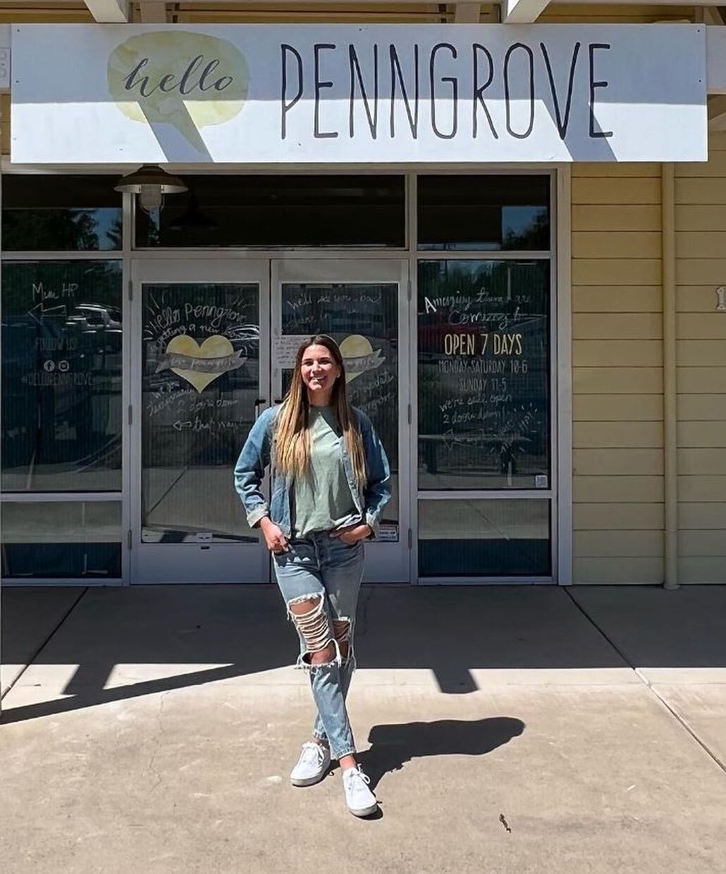 Whether you are looking for the perfect gift or fun stocking stuffers, Hello Penngrove is a must stop destination.  The offering at Hello Penngrove is artfully curated by the heart of this woman-owned and run company, Kaitlin Loewenthal, a Penngrove 