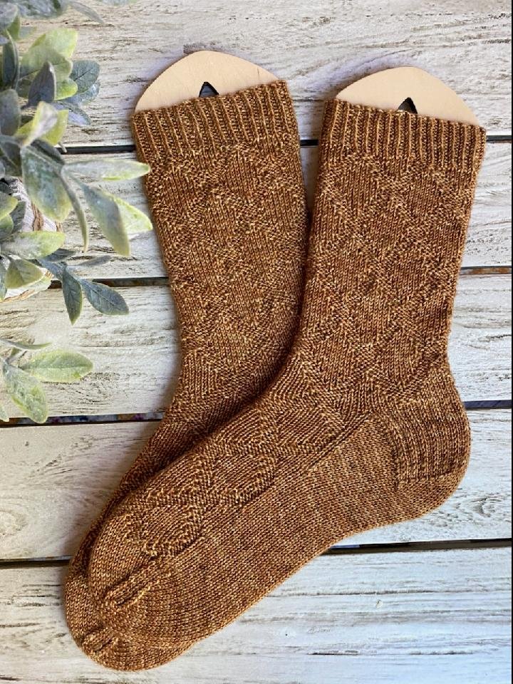 lattice socks.jpeg