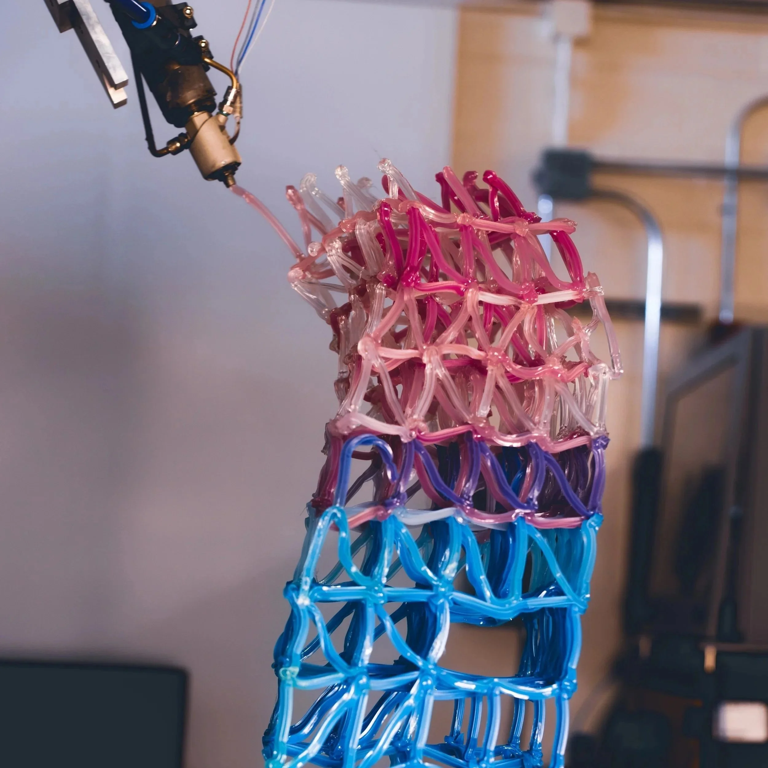 Non-Planar Spatial 3D Printing