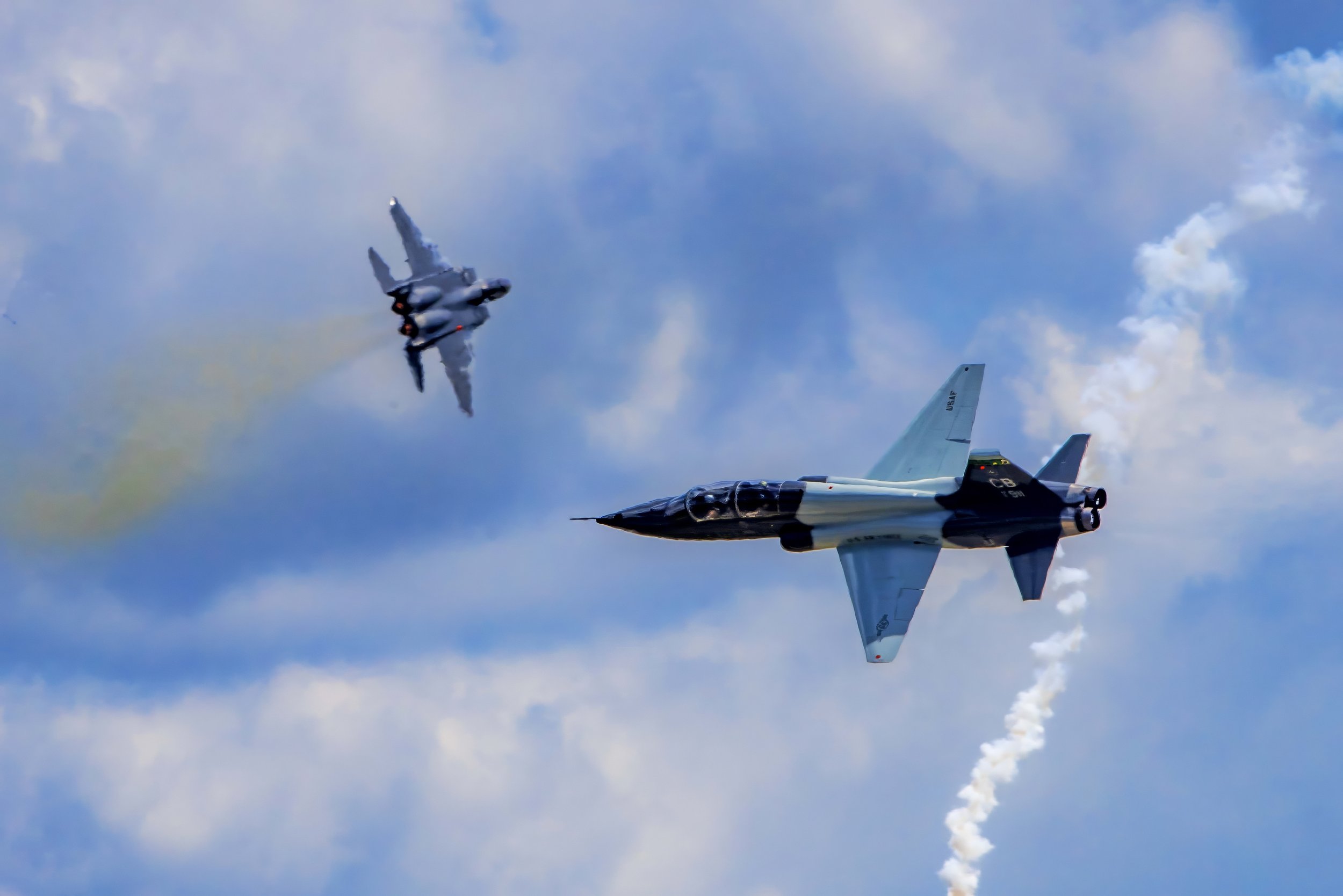 F15 and T38 Dog Fight Presentation