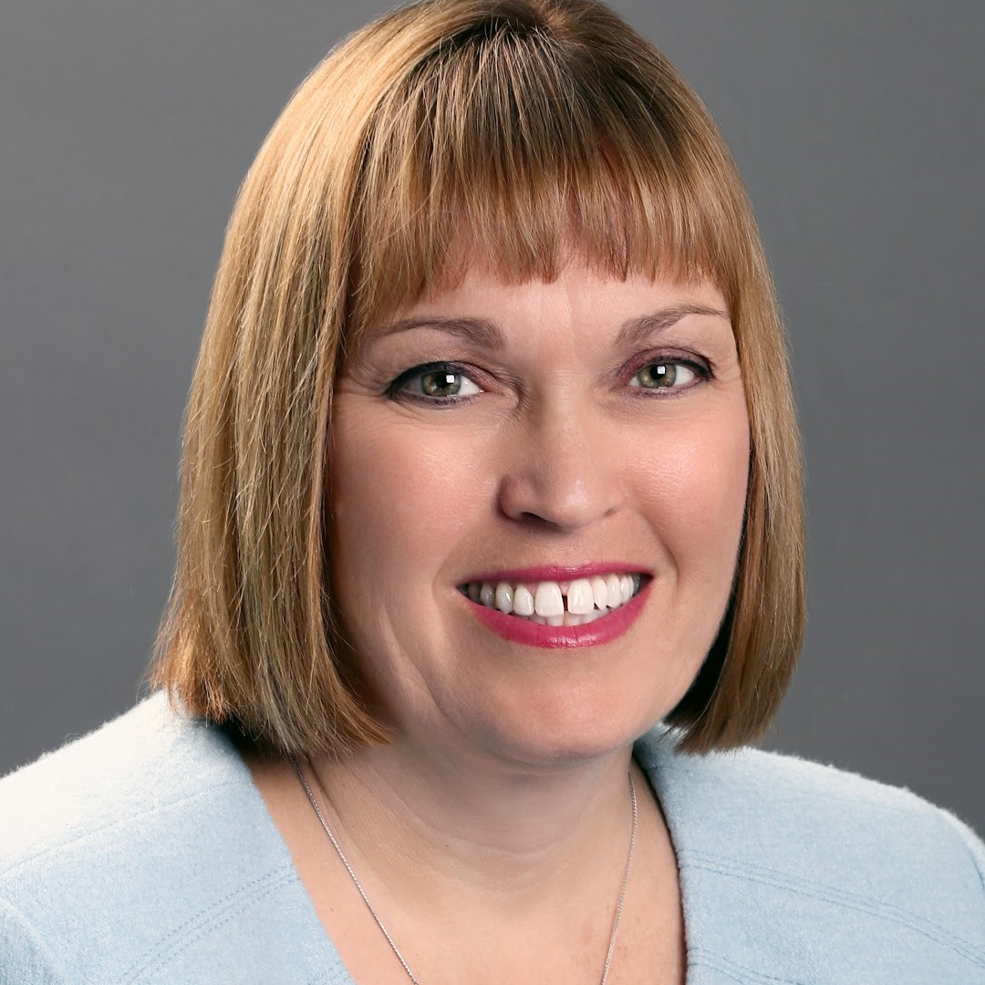 Helen Long.png