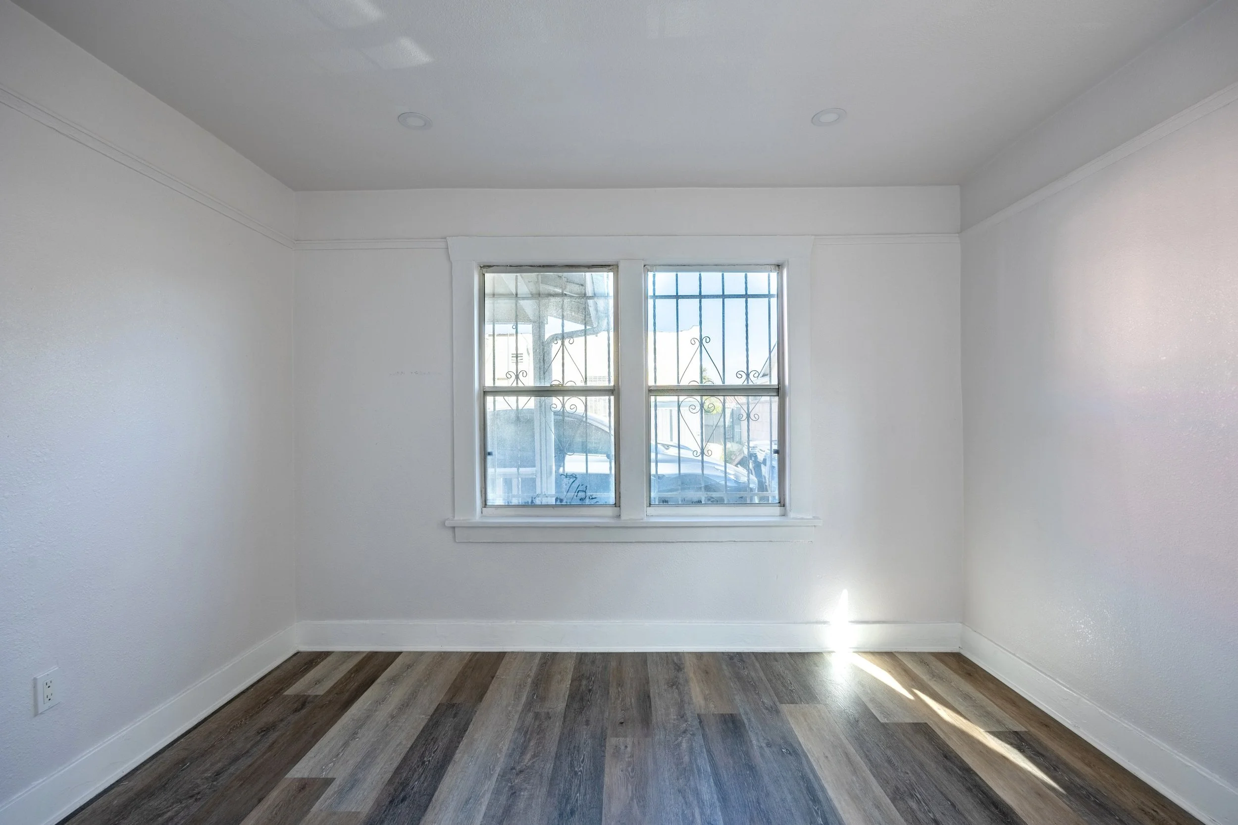 136 W 82nd (resized) -  (20).JPG