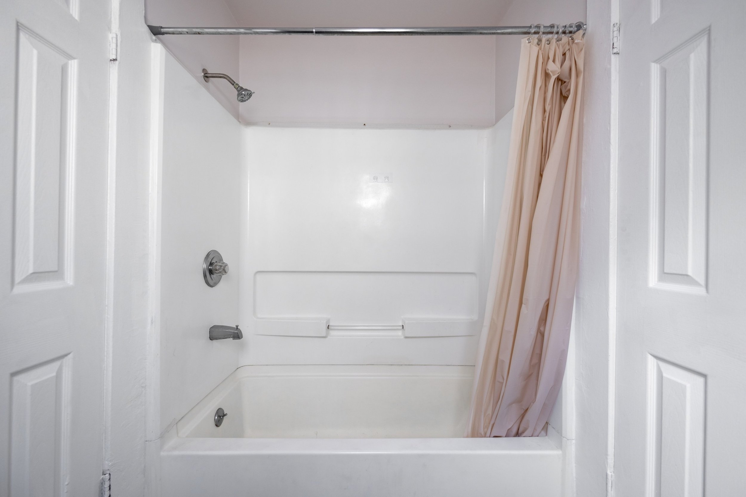 136 W 82nd (resized) -  (28).JPG