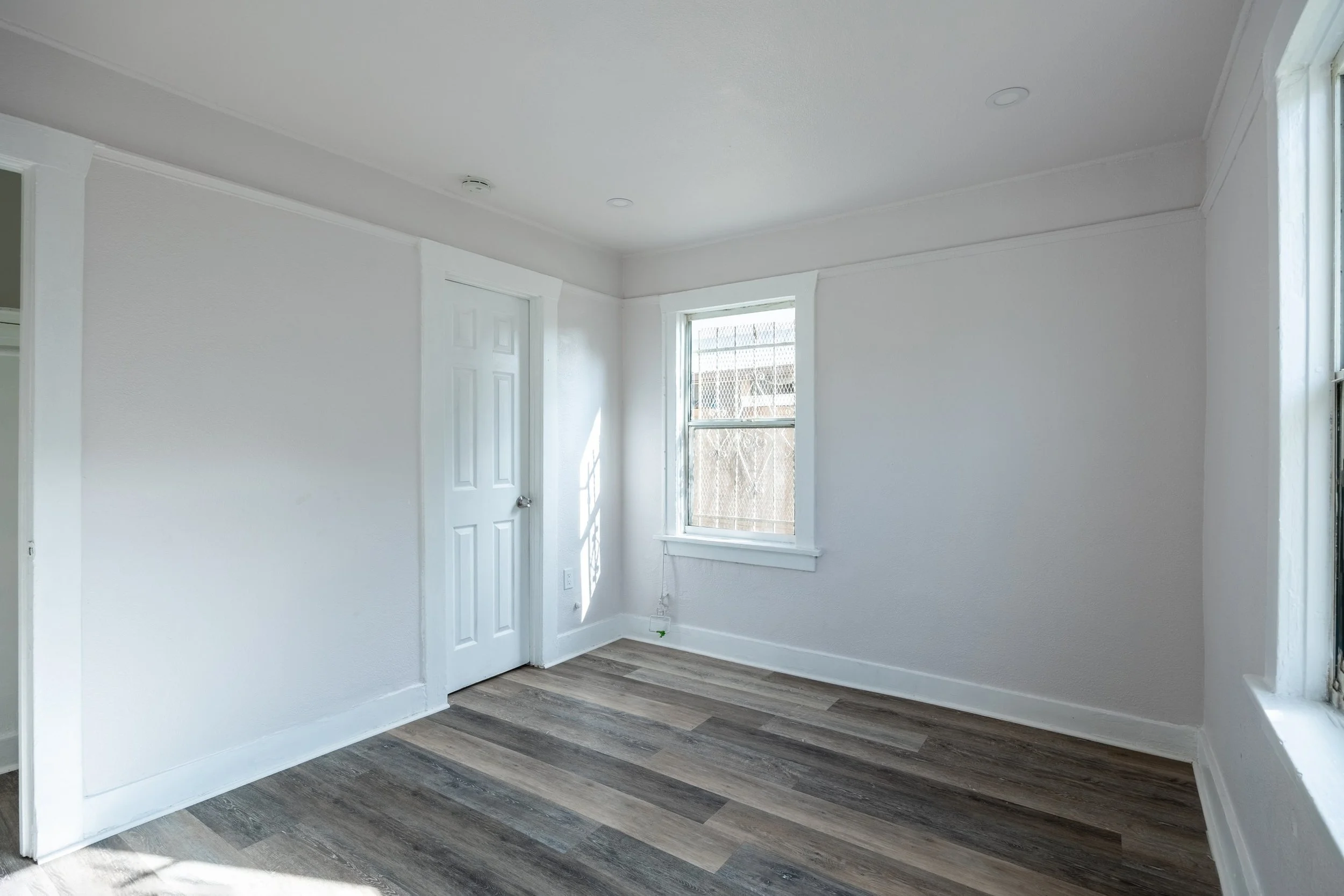 136 W 82nd (resized) -  (4).JPG