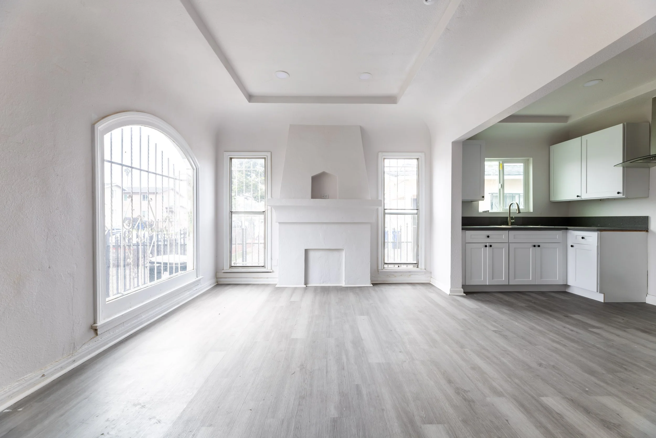 138 W 82nd (resized) -  (20).jpg