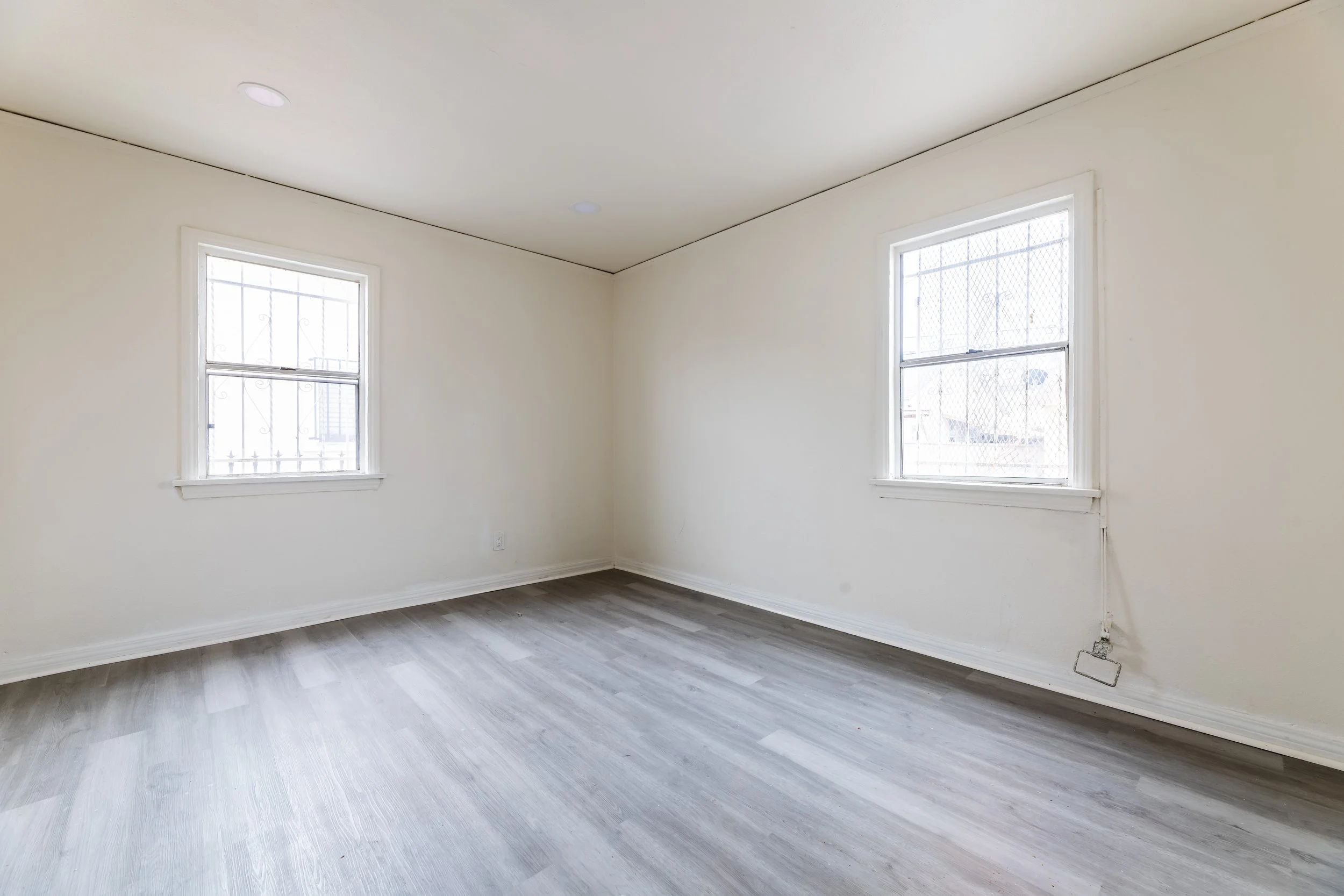 138 W 82nd (resized) -  (3).jpg