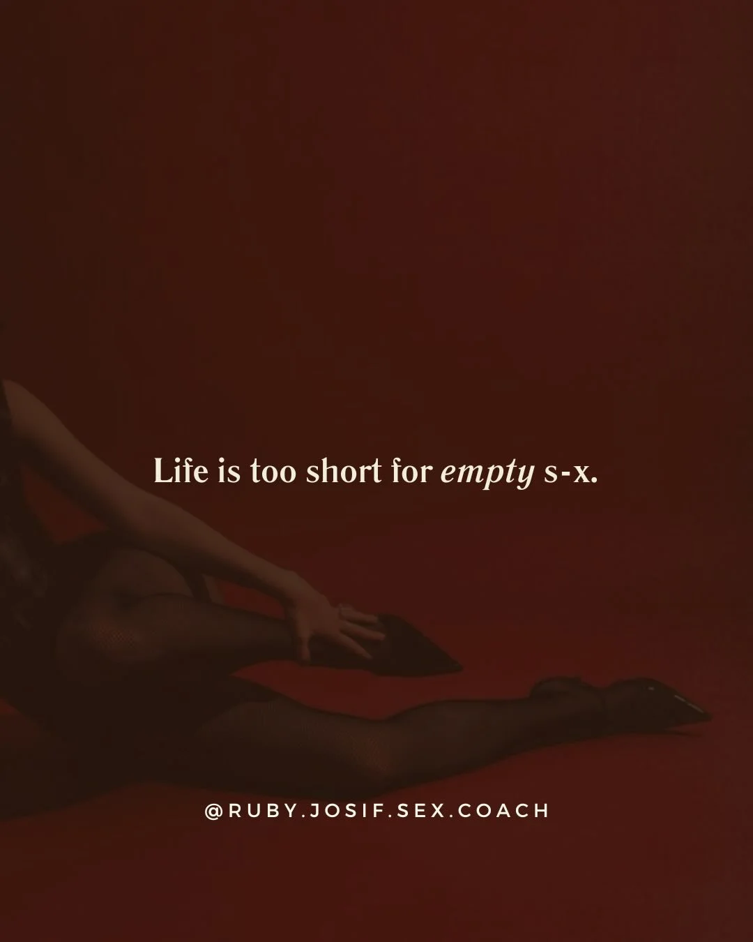 Ready for s.. that actually nourishes you in all of the ways? 

Book a free Connection Call using the link or button in my bio 🖤