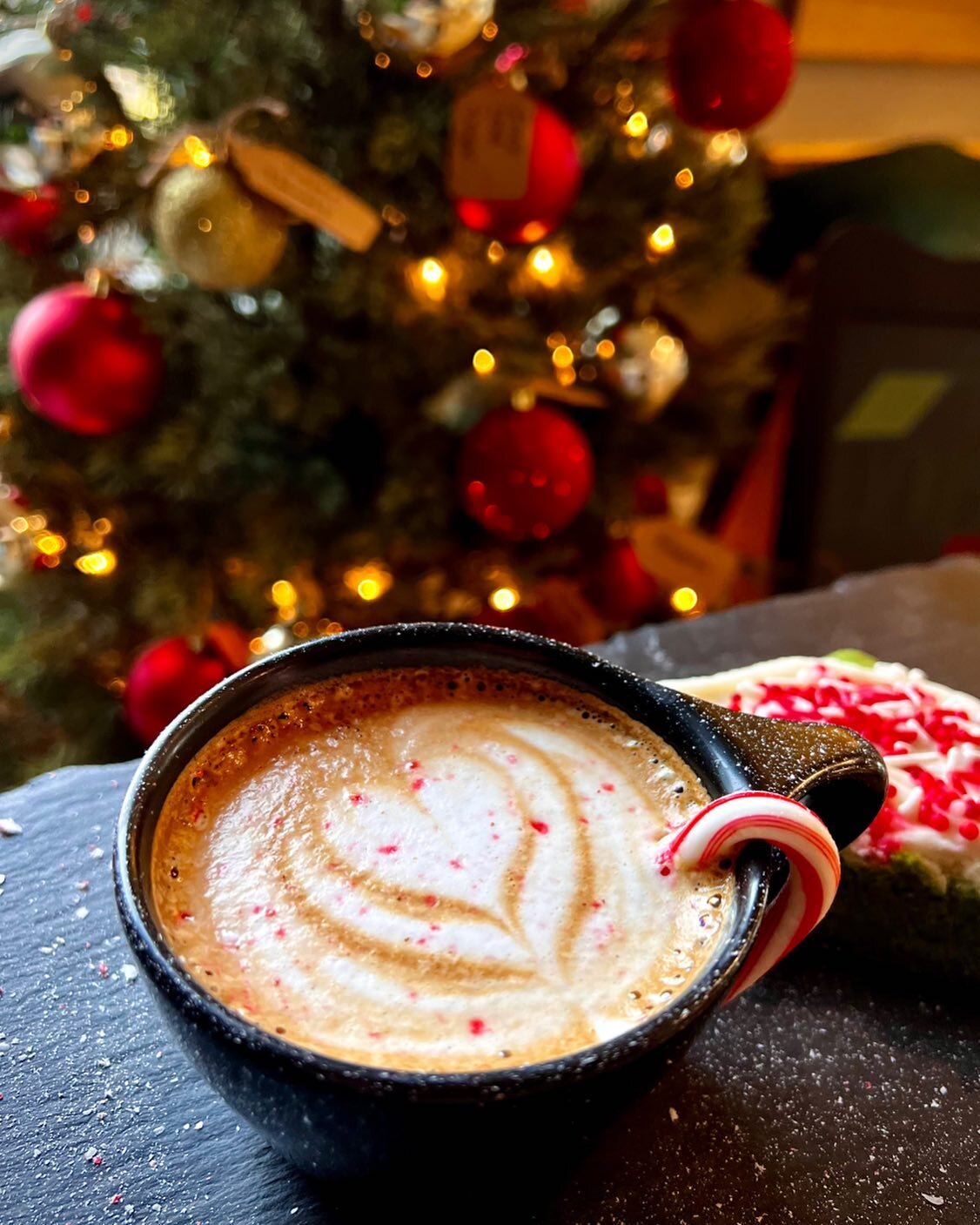 When your baker &amp; barista's are both artistic!​​​​​​​​
​​​​​​​​
What pairs best with our Barrel-Aged Peppermint Latte? ​​​​​​​​
We say the Sugar Cookie Bar made my the amazing crew @theusualfood2020
