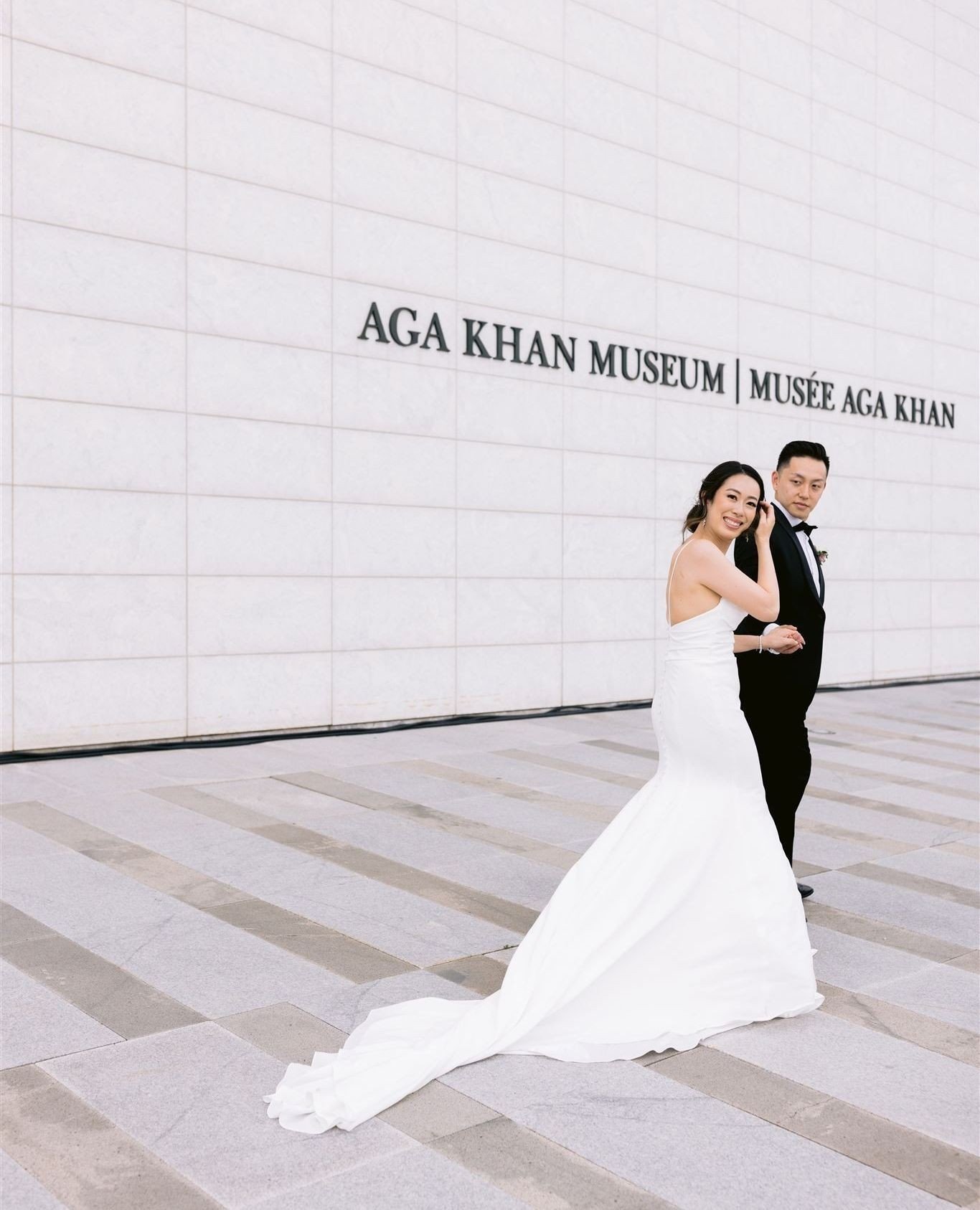 When at the @agakhanmuseum, you gotta hit up all the classic spots. Swipe through to see how they turned out! Do you recognize all the spots? 🤫⁠
⁠
Special thanks to this wonderful team ❤️⁠
Videography: @sdeweddings⁠
MUAH: @aglowbyjoan⁠
Florist: @par