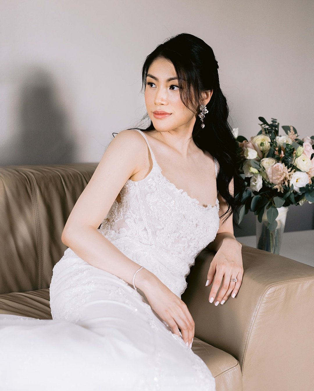 Quiet luxury, understated, elegant. If you&rsquo;re a couple that loves class and also tend to be more low-key&hellip; you&rsquo;re going to fit right in with us 🧩📸
