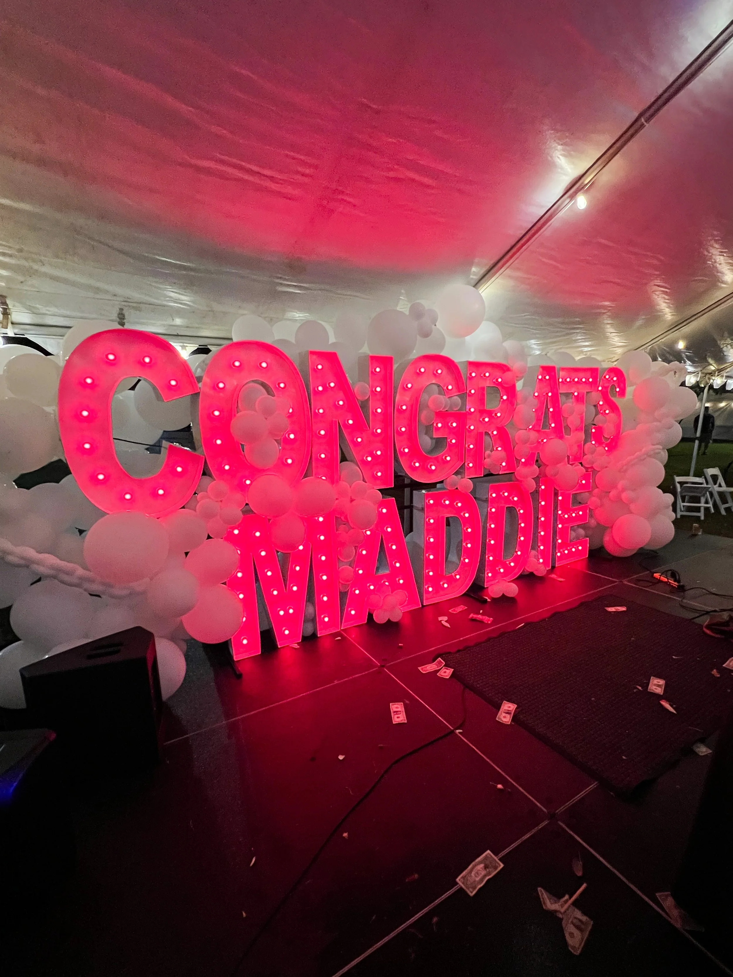 Oahu hawaii marquee letters and numbers, oahu marquee signs, oahu light up letters, wedding letters, wedding planner, oahu wedding, oahu graduation, hawaii graduation