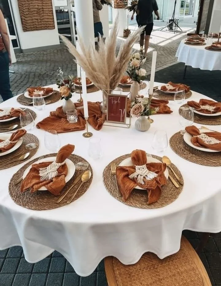 Table settings.jpg