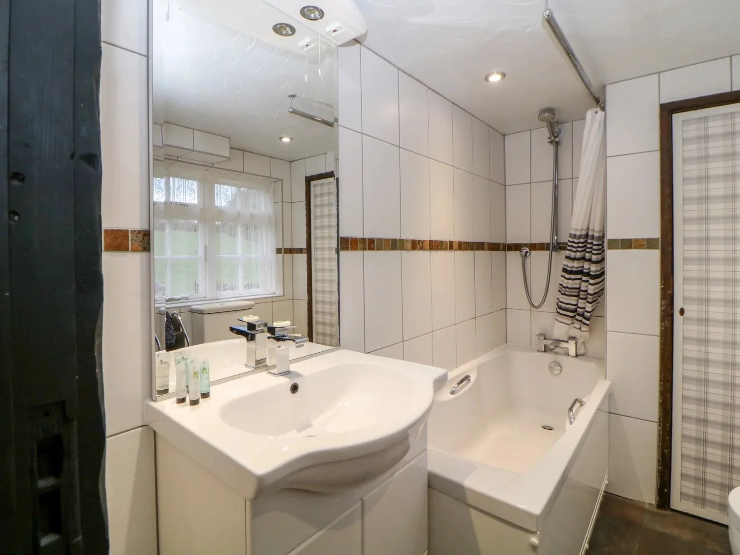 Badger Bathroom.jpeg