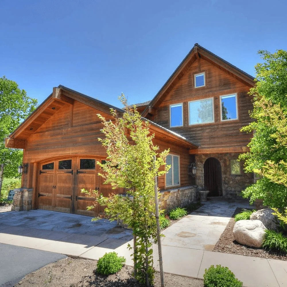  10739 East River Street, Truckee, CA 91616
