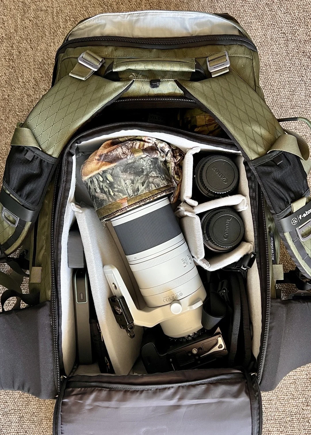 F-Stop Tilopa loaded with Canon R6 RF 200-800mm and wildlife photography equipment.