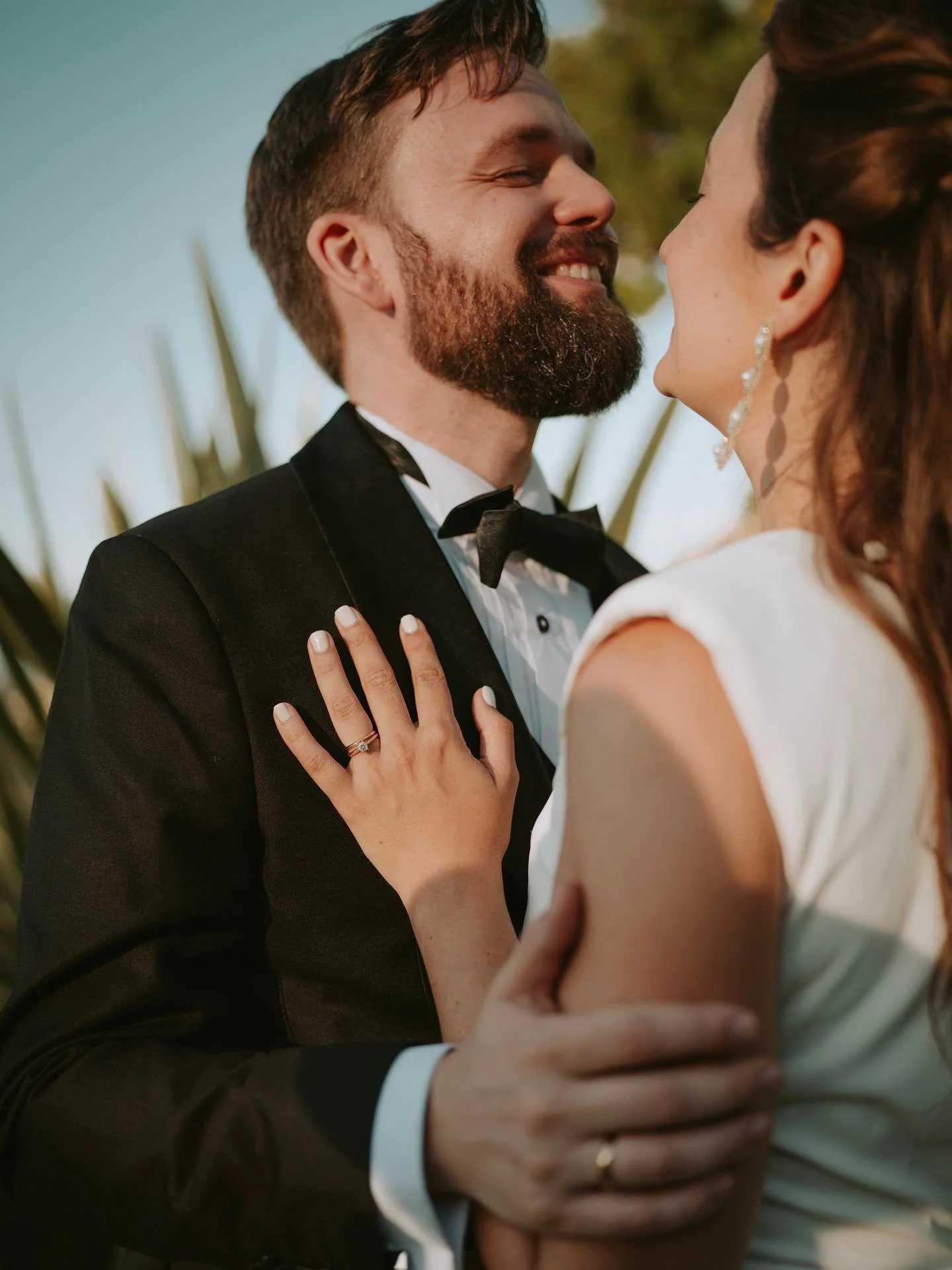Mar &amp; Stian&hearts;️

Make up @makeup.by.flora 
Location @barretesrestaurant 

#mallorca #wedding #weddingphotography #mallorcawedding #mallorcaweddingphotographer #couplephotoshoot #memoriesforlife #soulphotography