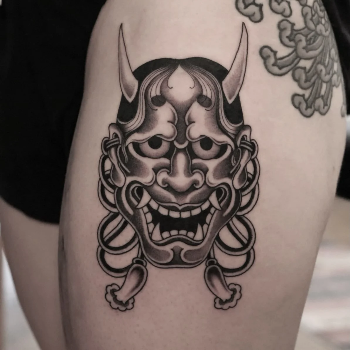 Hannya mask for my home girl @nik.goldd 🖤

#sandiegotattooartist #sandiegotattoo #hannyatattoo