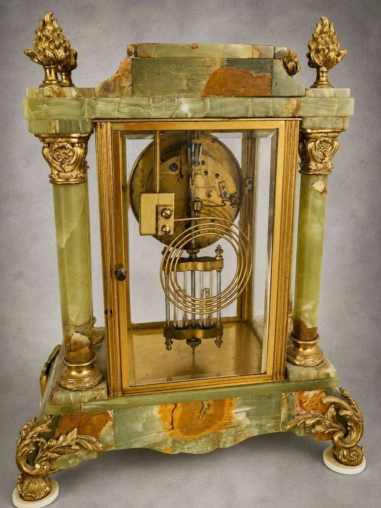 french-napoleon-iii-onyx-and-ormolu-portico-mantel-clock-garniture_10246_pic3_size2.jpg