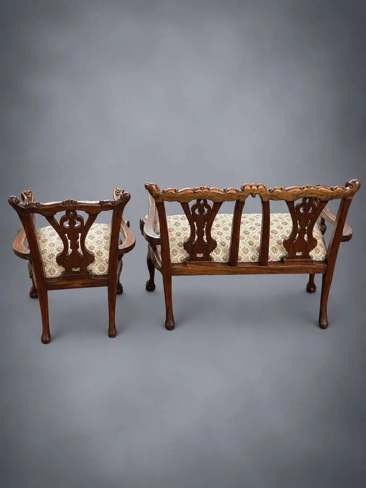 antique-style-children-s-sofa-chair-set_10274_pic3_size2.jpg