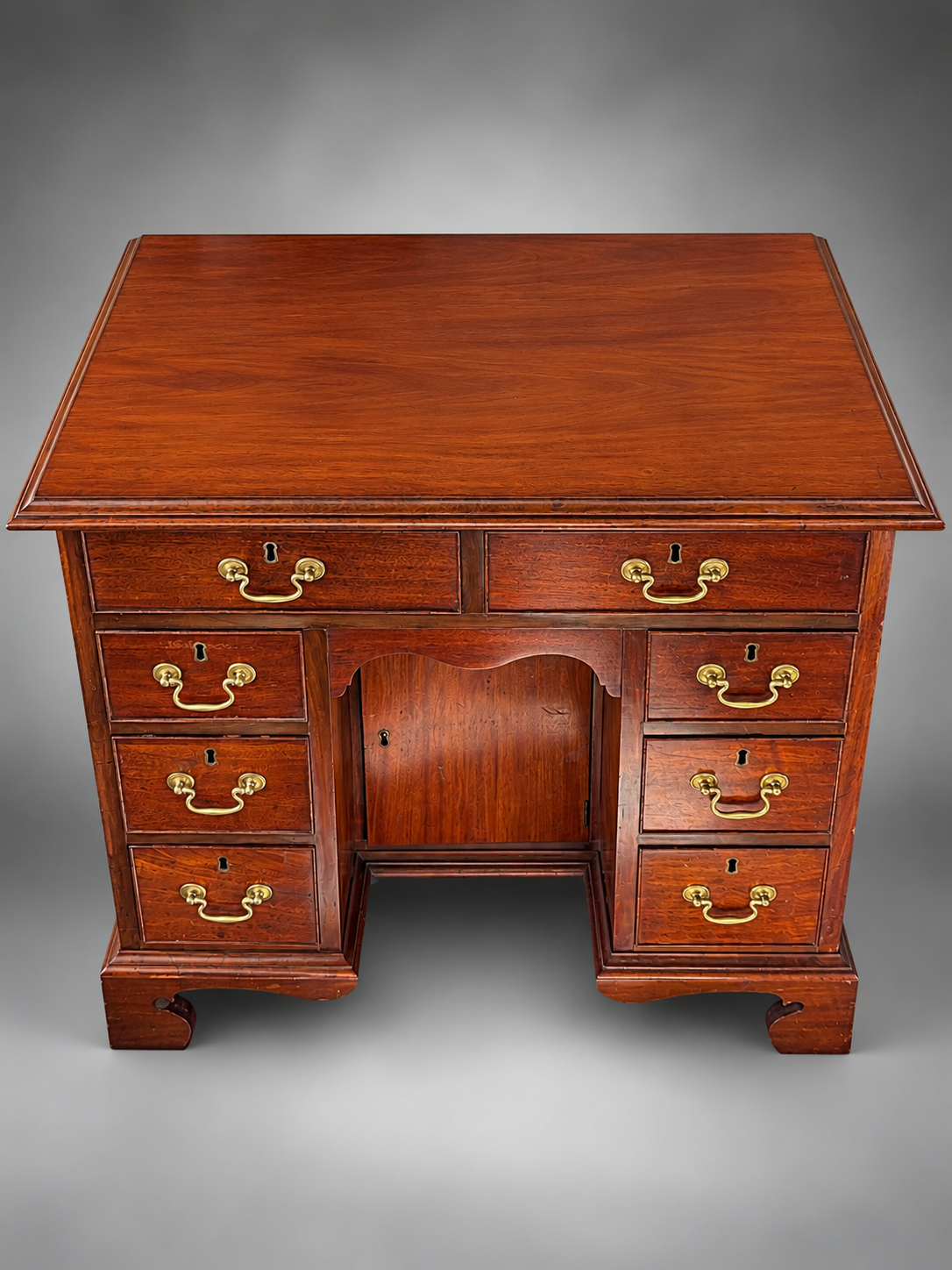 Polished Mahogany Kneehole Desk.png