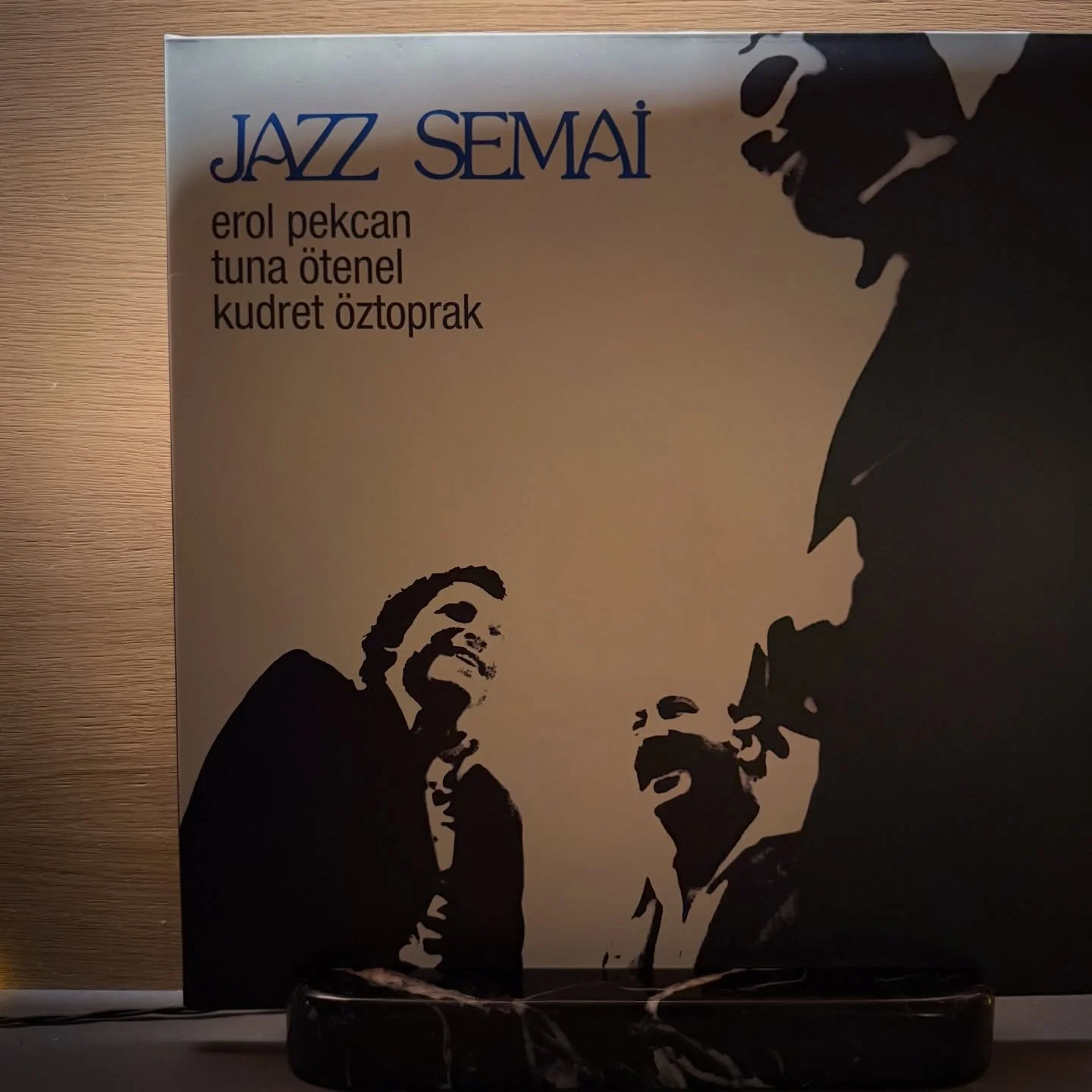 About last night&rsquo;s Bring-Your-Own-Vinyl&hellip; 

This continues to be a wonderful highlight of the month for us. Packed house, guests and friends bringing really fun records and connecting through current German alt-pop and Prince to 70s Turki