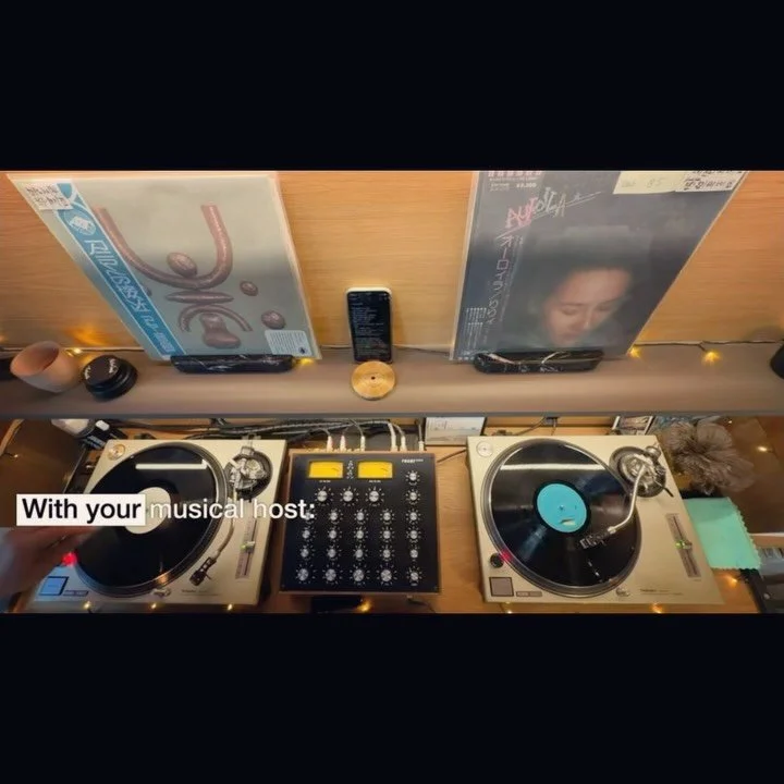 Rare Asian records, found across a 6-week journey.

Avec Plaisir open their Unkompress residency with a Saturday session shaped by record shops, street markets, and roadside discoveries across Asia: from Japanese City Pop and Cantopop to Korean Funk,