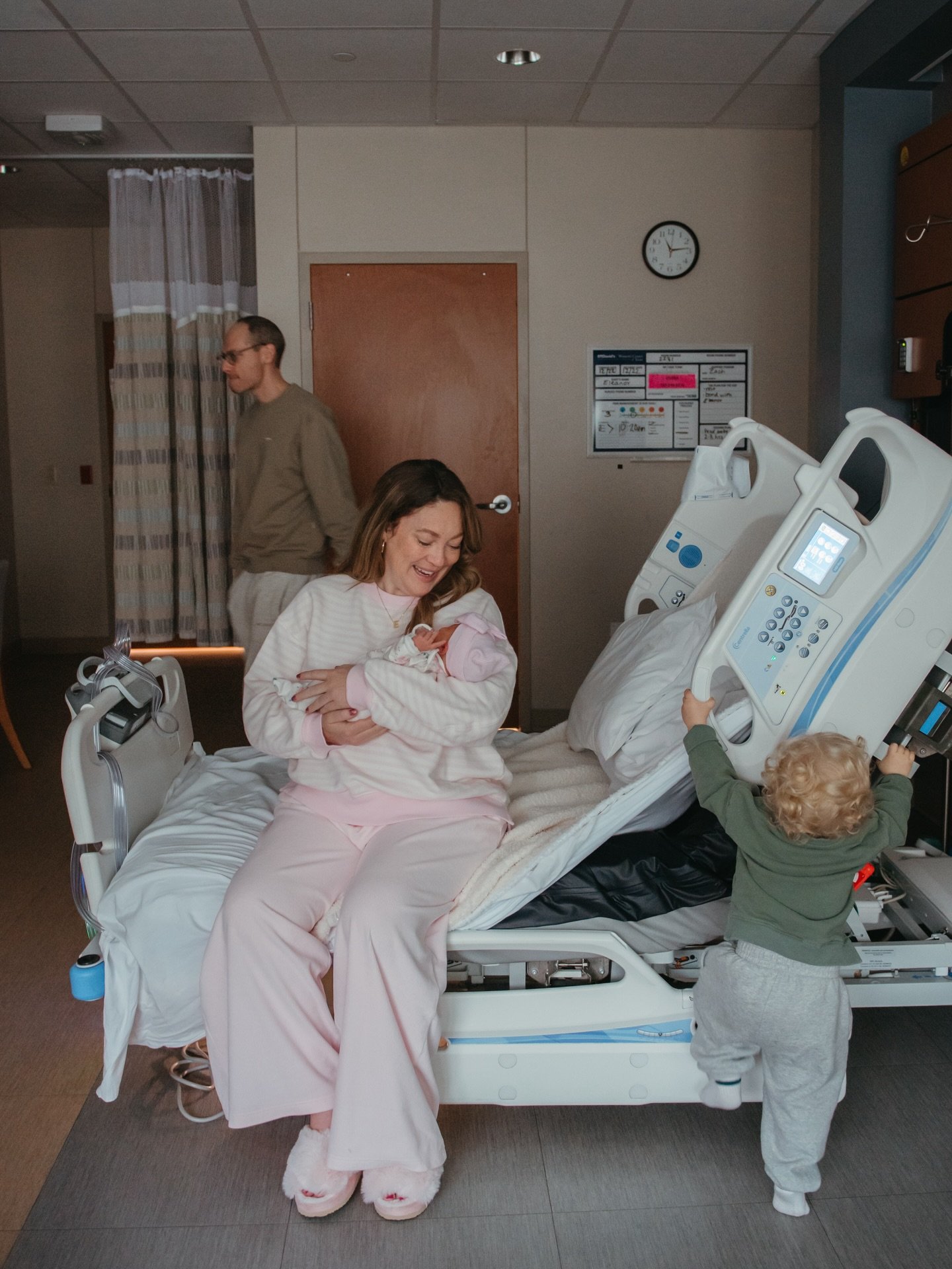 Fresh 48 sessions. The first glance into your new normal. 🥹
.
.
.
.
.
.
.
#austinfresh48photographer #austinfresh48 #fresh48 #fresh48photographer #austinmoms