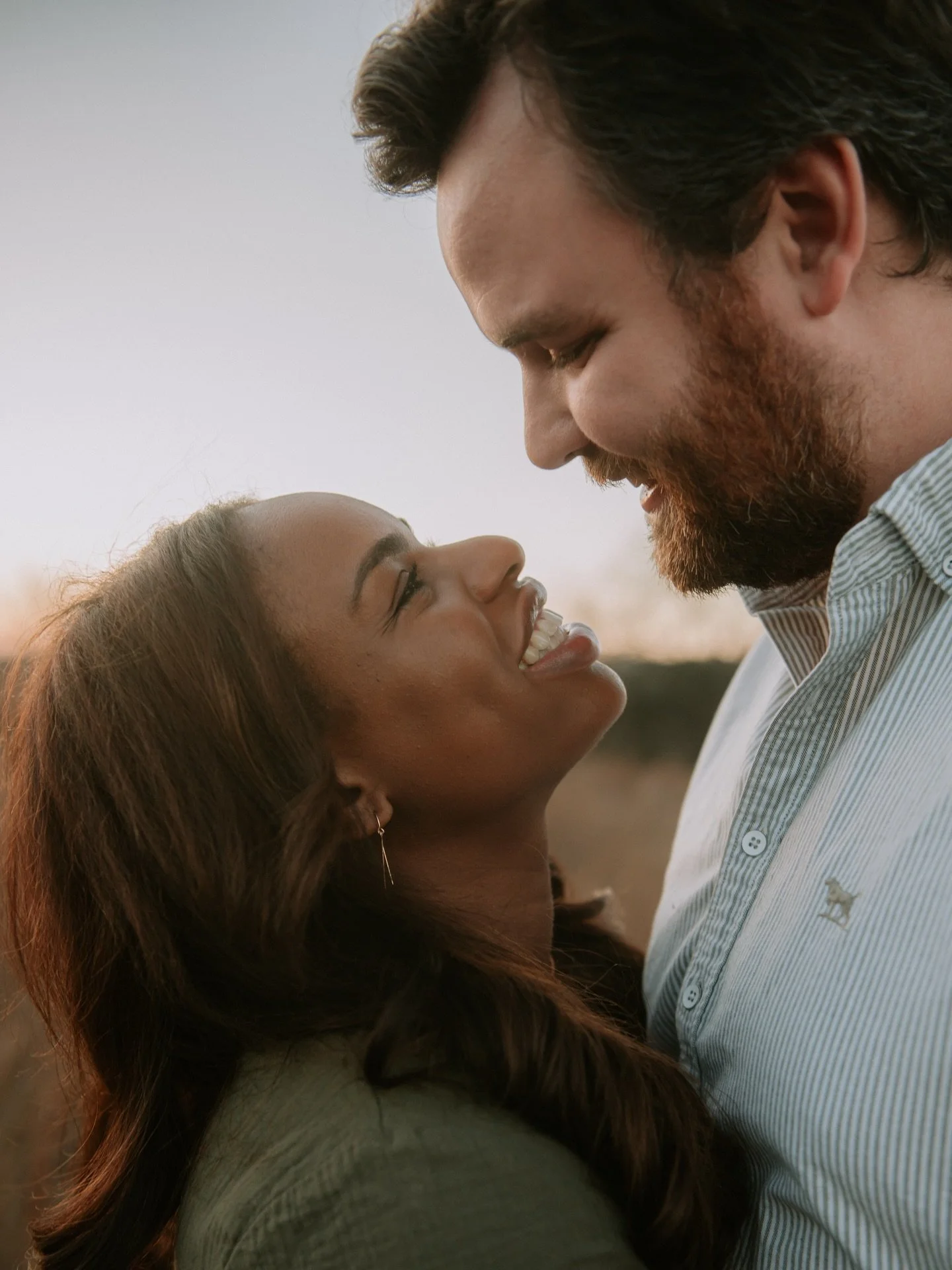 My Spring Calendar opens up today at 5pm! Are you ready to book a session? 

Spring lifestyle sessions are perfect for families looking for a different season other than fall for their photos, celebrating a milestone, maternity sessions that can be t