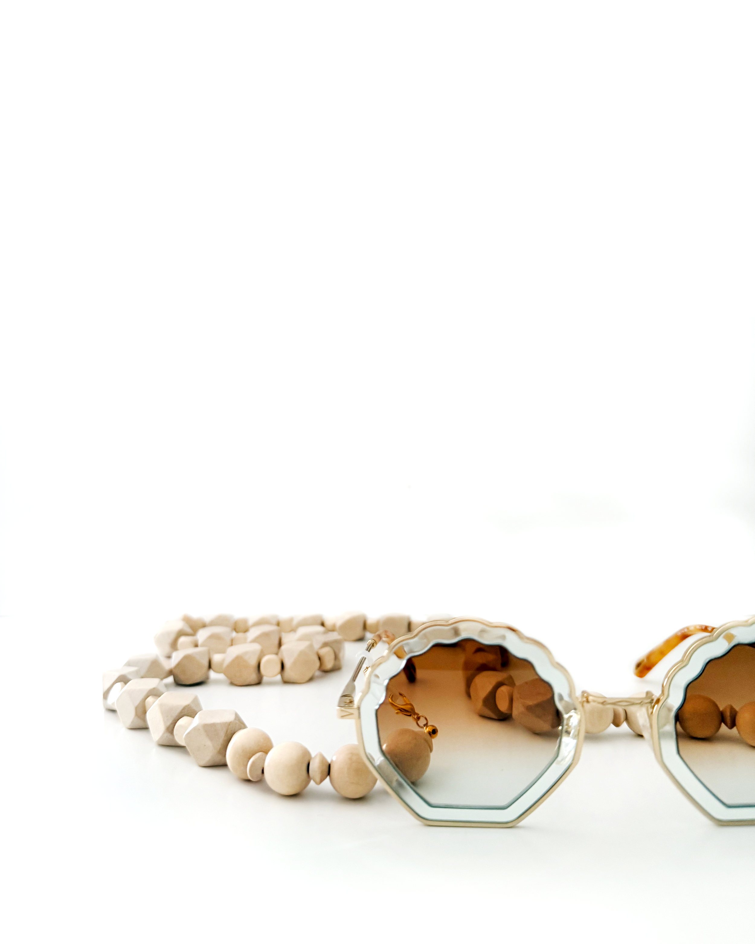 Natural Wood Bead Frame Chain