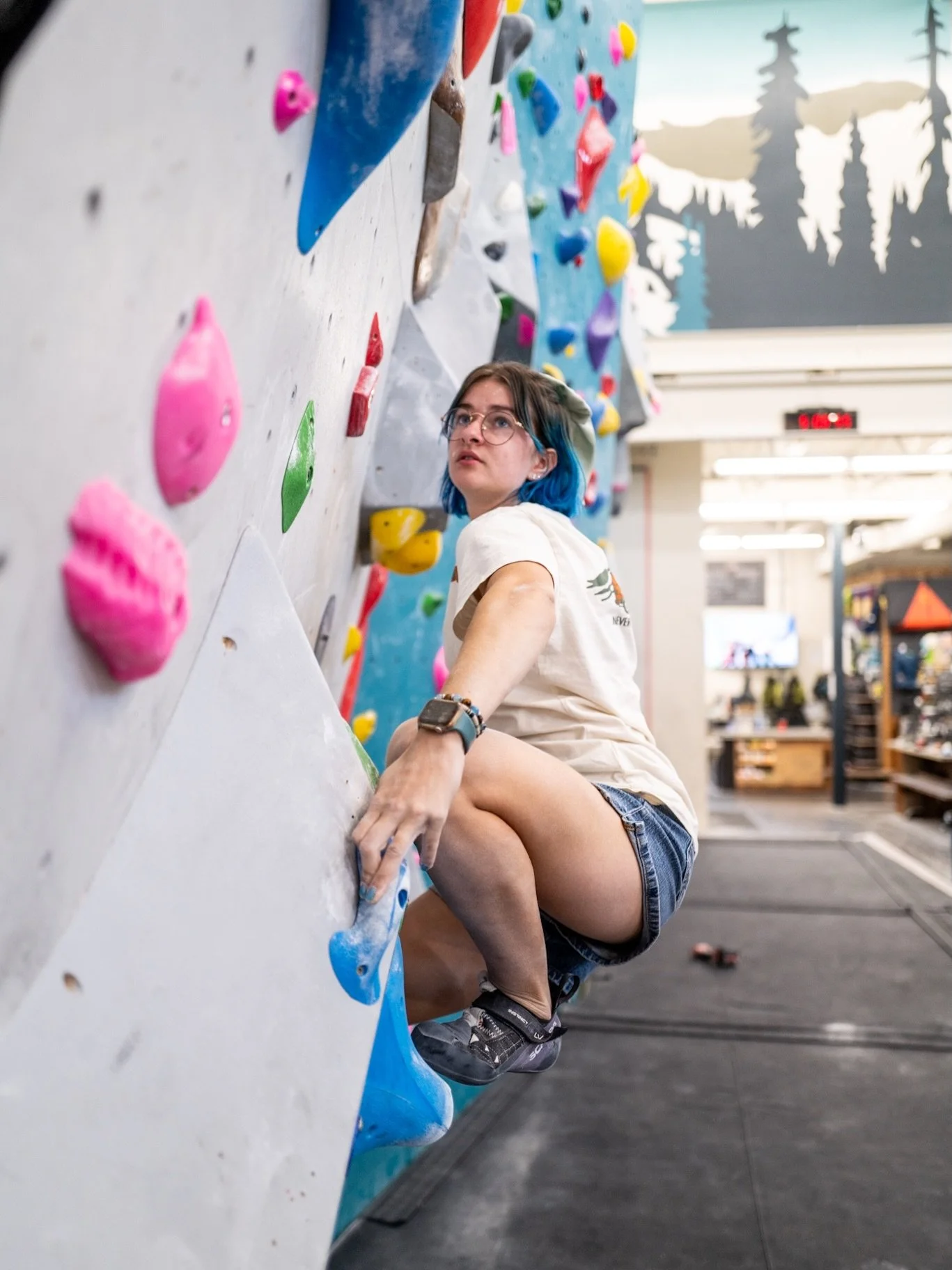 Let&rsquo;s make 2026 the start to something great! With your membership at Coeur you not only get one free day pass each month for a friend, but you also can bring in two first time climbers each visit! So bring your friends, because climbing is alw
