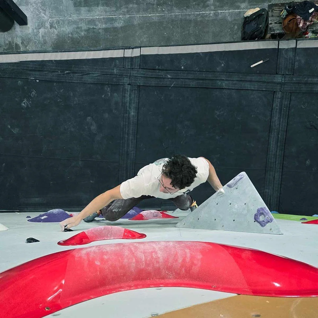 Feeling a bit slow? Mentally drained? Maybe you were stoked to ski and this season had other plans. Good news! Just getting movement in can help get your brain moving too! Check out all the details on our blog! Link is in our bio