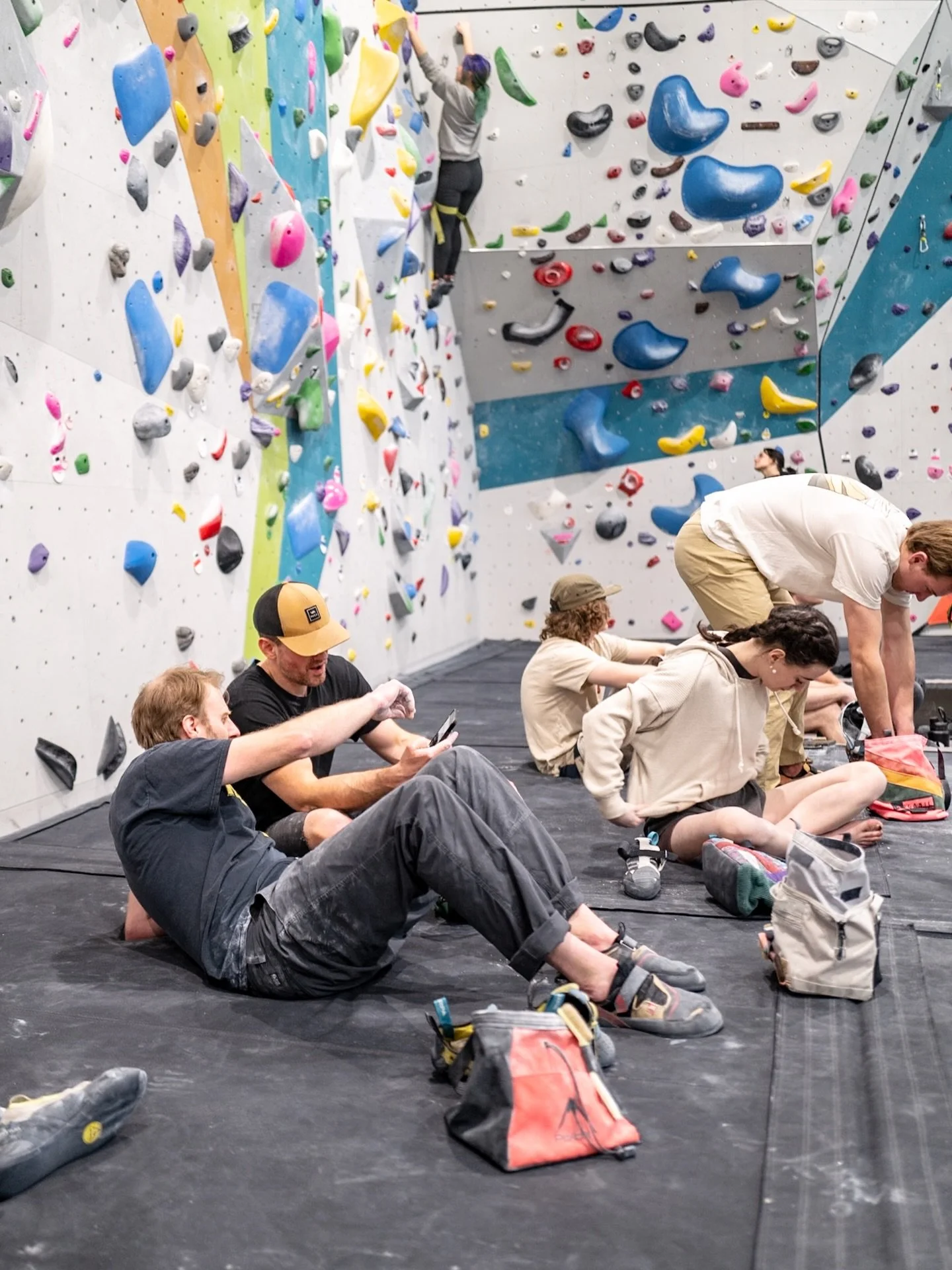 Adult League is TONIGHT! Sign up with a team OR we can put you with other lone operators to make a team and win prizes and beer tokens! Can&rsquo;t wait to see everyone tonight!