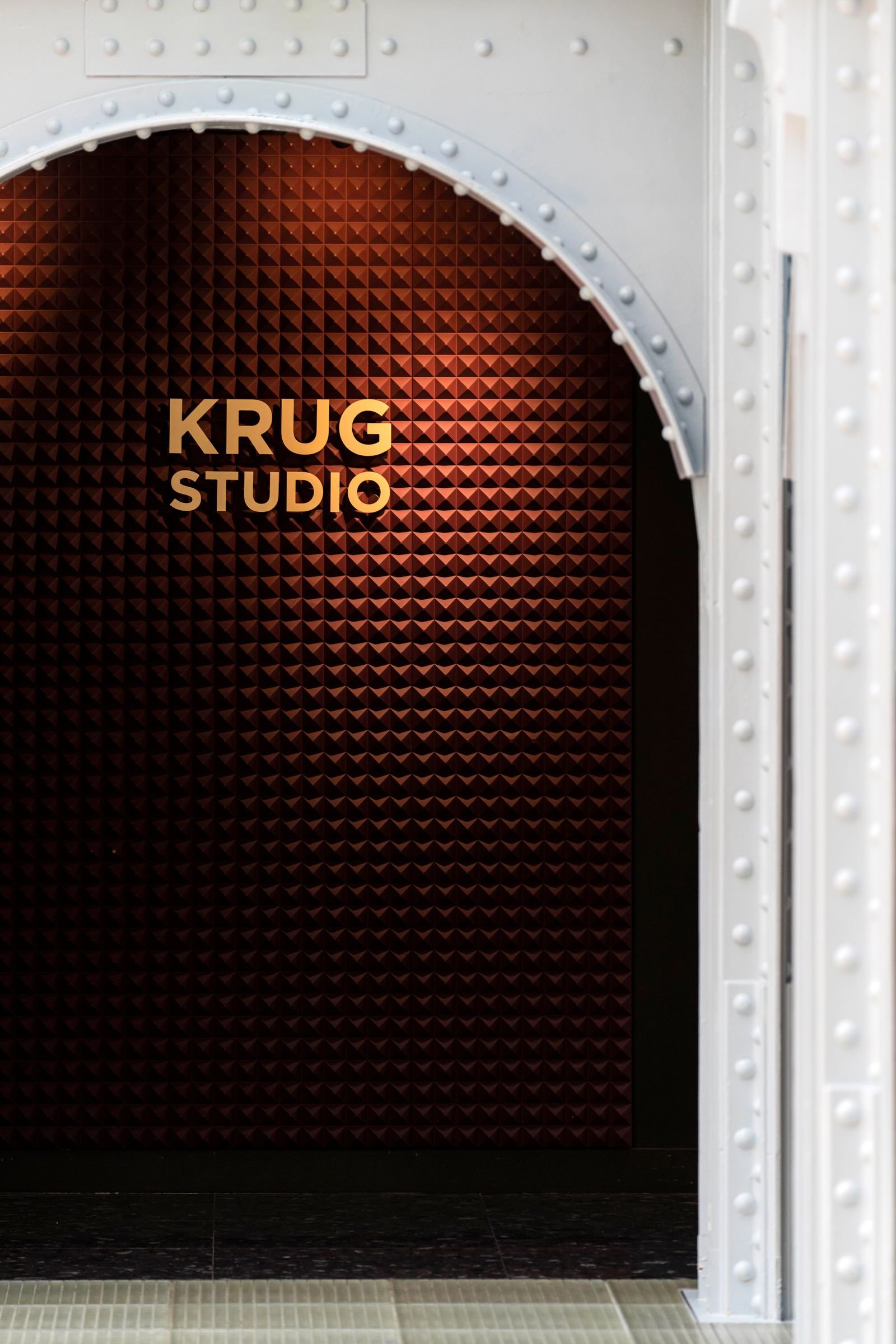 KRUG-AD-PARIS_Jerusalmi_0031_R.jpg
