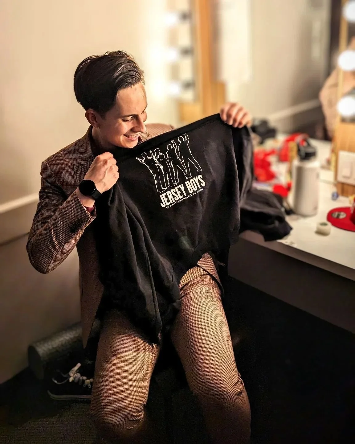 Look mom, I made it ✨

This is the same sweater I got 11 years ago when I first watched Jersey Boys. The show where I saw myself onstage, and what led me down the path to becoming a performer and music artist. This year I played Bob Gaudio for 93 per