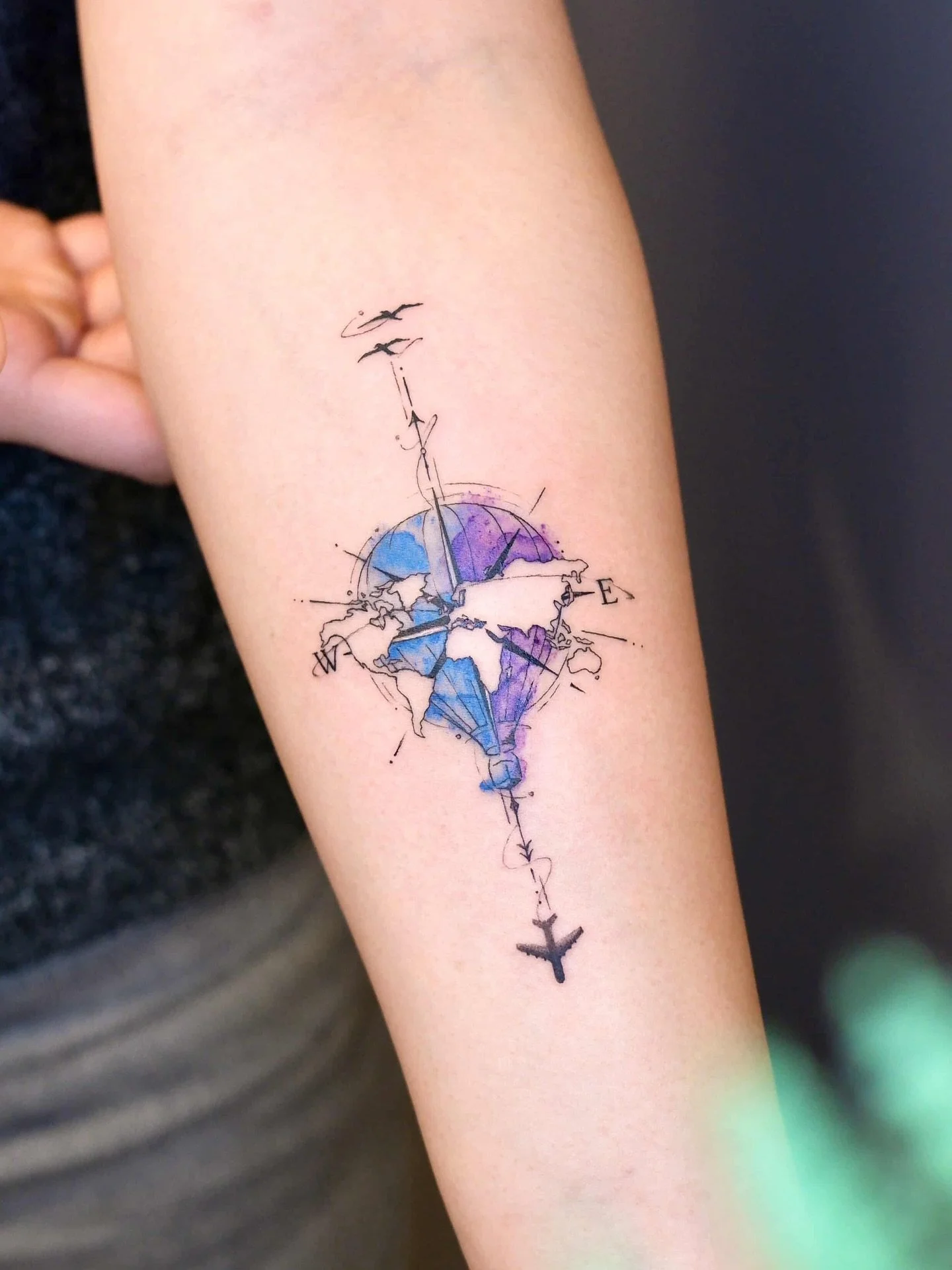 Custom hot air balloon 🎈 
Artist: @tszching.tattoo 
________________________________________________
[At Off the Ground Ink, we bring your tattoo ideas to life! 💭 For bookings and inquiries, reach out to us by email at offthegroundink@gmail.com]