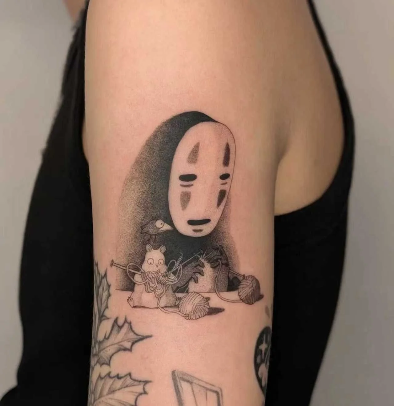 No face from Spirited Away🙈
Artist: @alca.ttt 
________________________________________________
[At Off the Ground Ink, we bring your tattoo ideas to life! 💭 For bookings and inquiries, reach out to us by email at offthegroundink@gmail]
#noface #ta