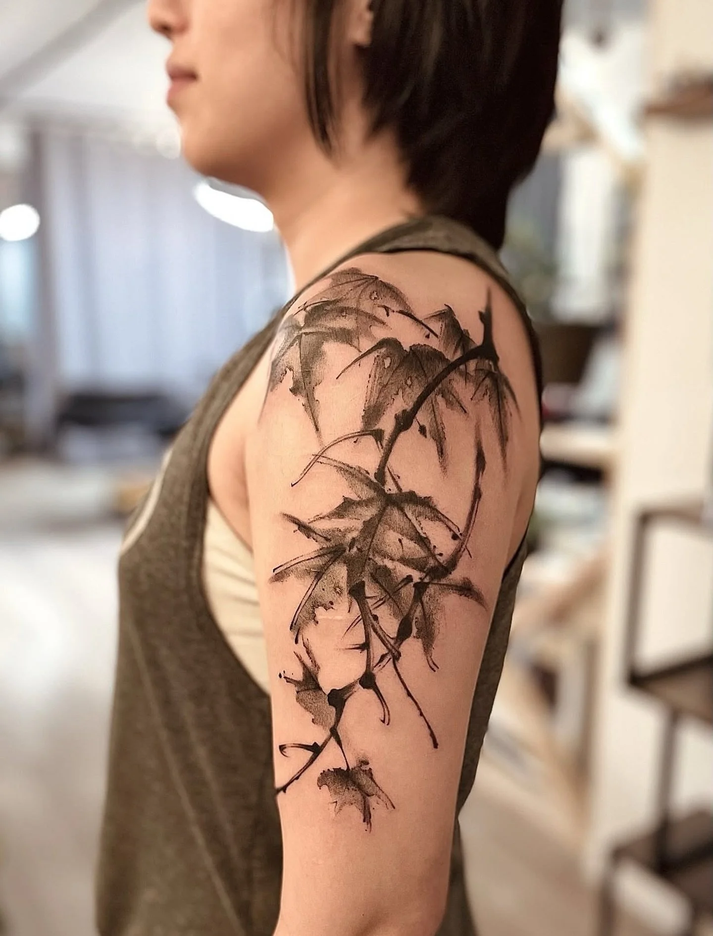 Sumi style maple leaf 🍁 
Artist: @n1co_tattoo 
________________________________________________
[At Off the Ground Ink, we bring your tattoo ideas to life! 💭 For bookings and inquiries, reach out to us by email at offthegroundink@gmail.com]