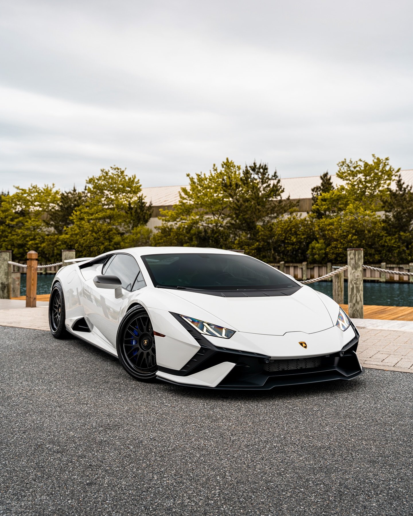 Had this set on ice🧊

Setup/Sponsors:
@hexbrand
@carismo_domestics
@forgitec
@cervinisauto
@vossen
______________________________________
Tags:
#nikcollectionbydxo #dxo #adobe_popofcolor #sportscar #Stance #V8 #V10 #turbos #Burnout #CarPorn #Obsesse